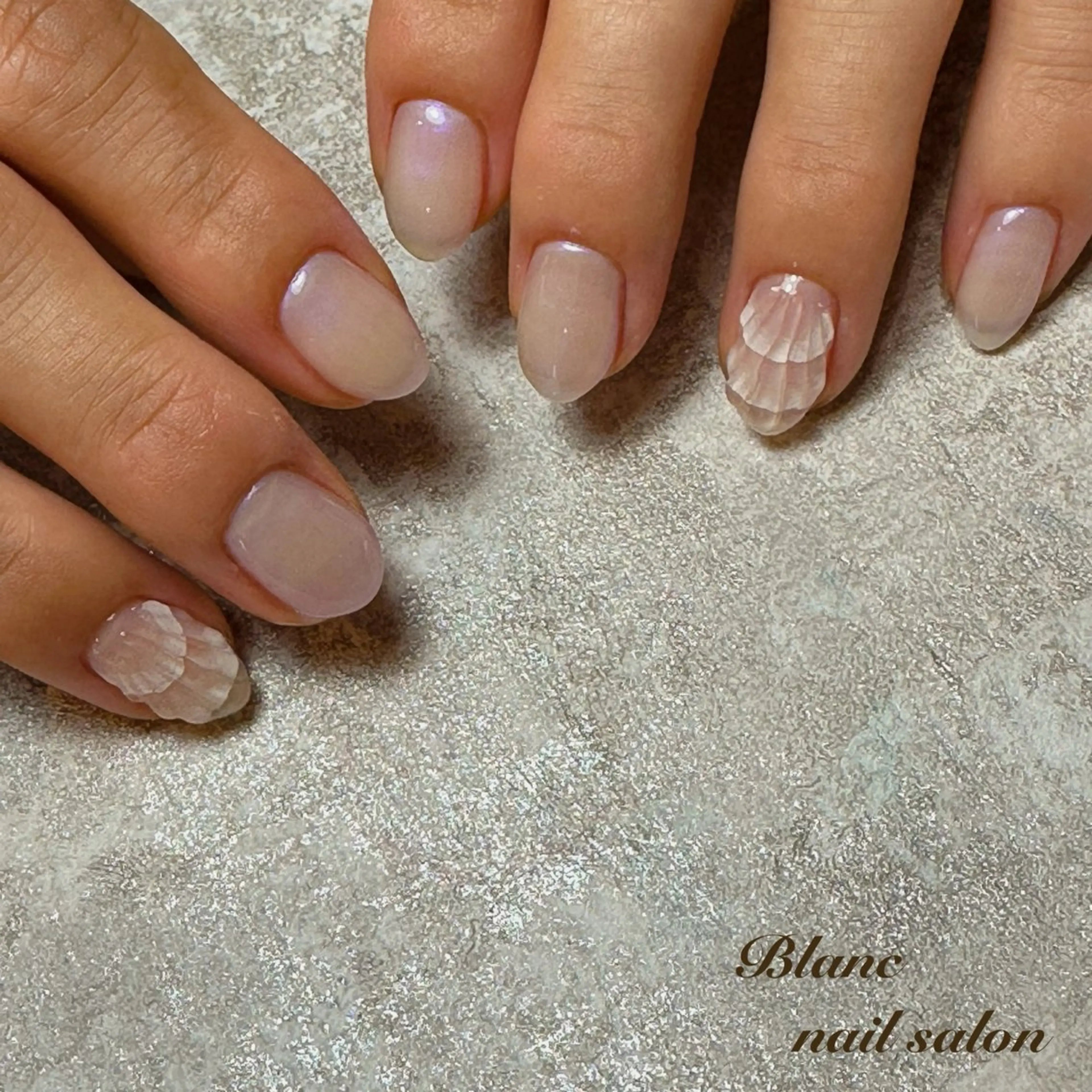 ネイル シンプルネイル Blanc ブランのネイルデザイン