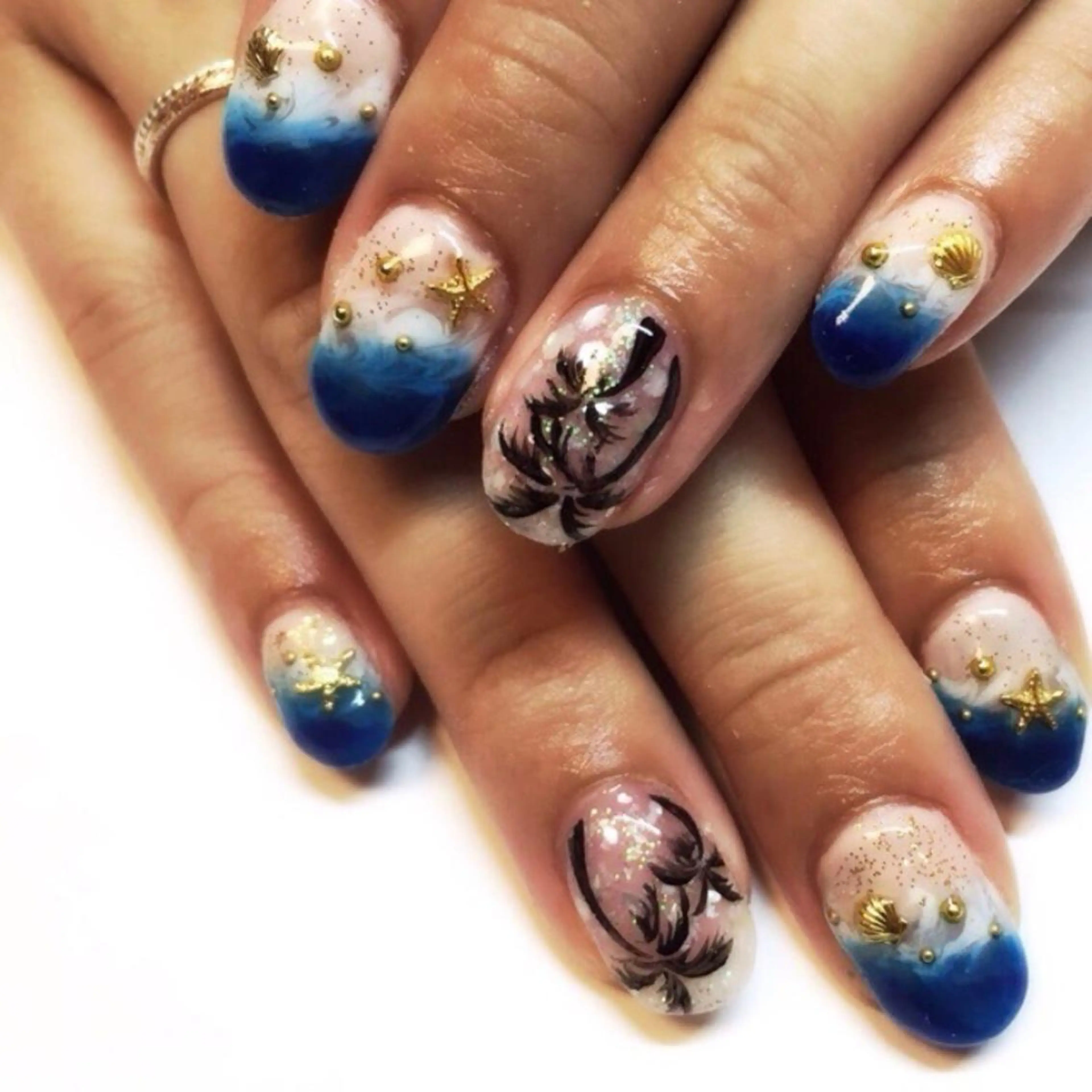 ネイル アートネイル 安藤 Charlotteのネイルデザイン