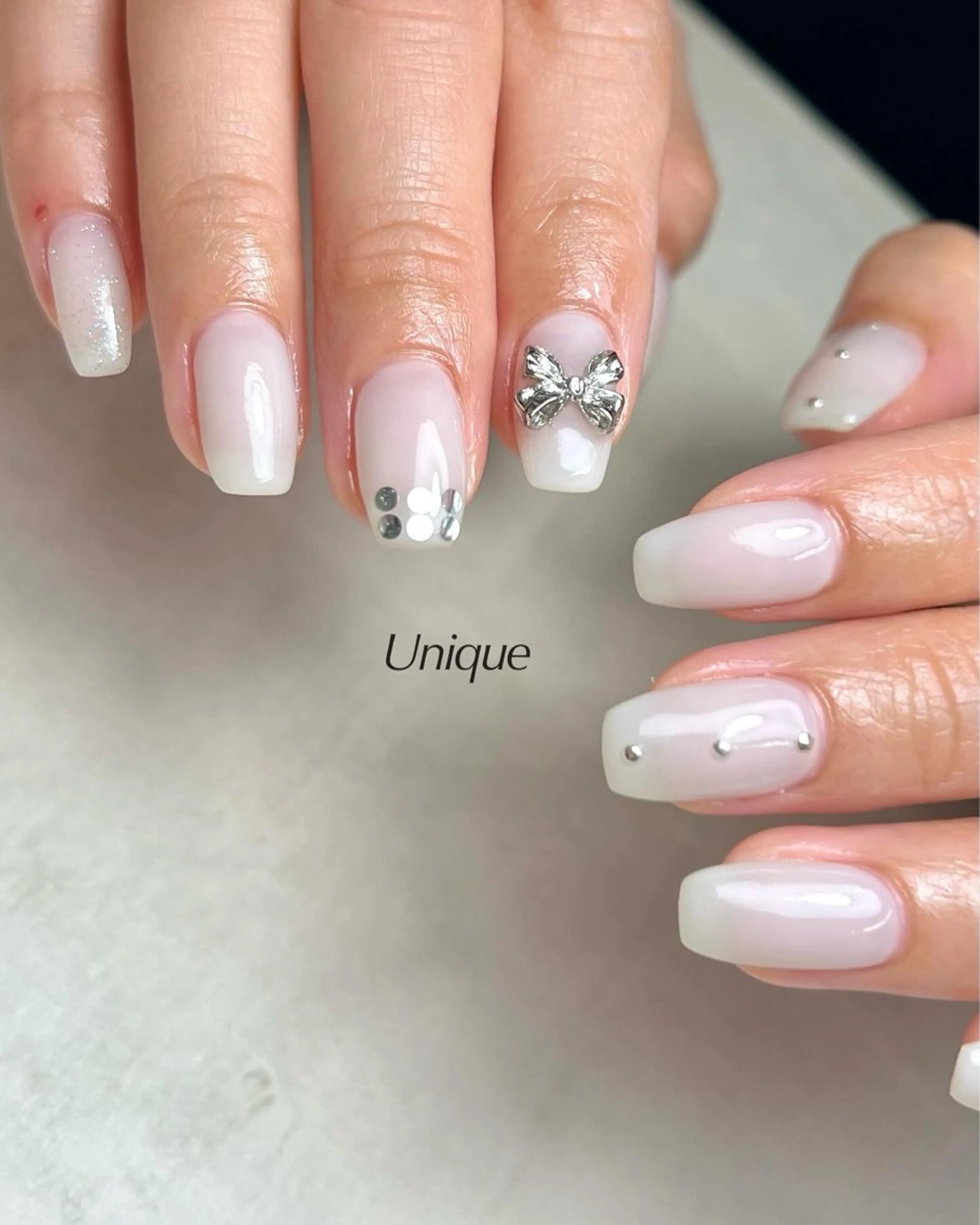 ネイル ハンドネイル Unique 【ユニーク】のネイルデザイン