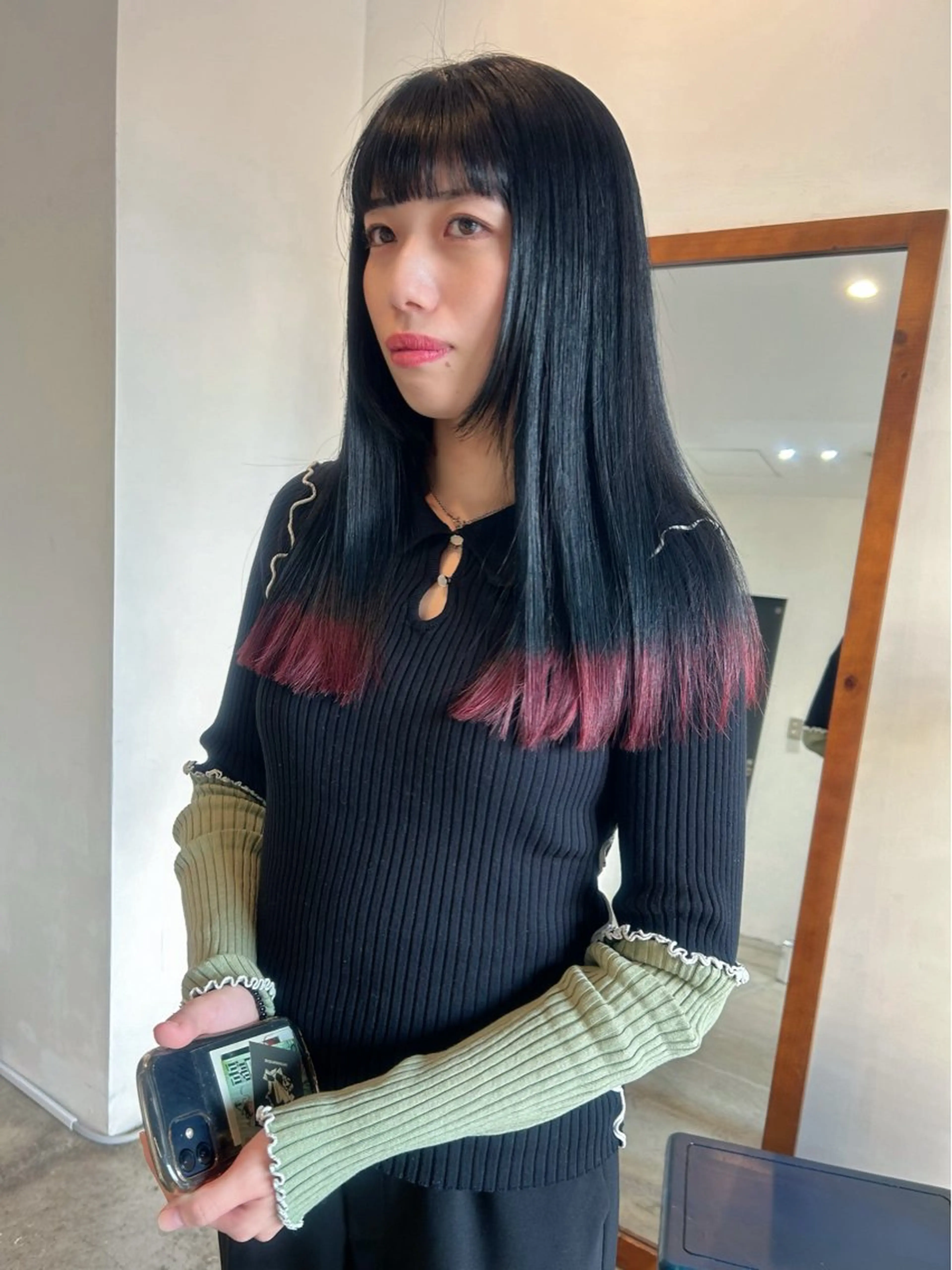ロング カット ヘアカラー 浅野 敬亮のヘアスタイル