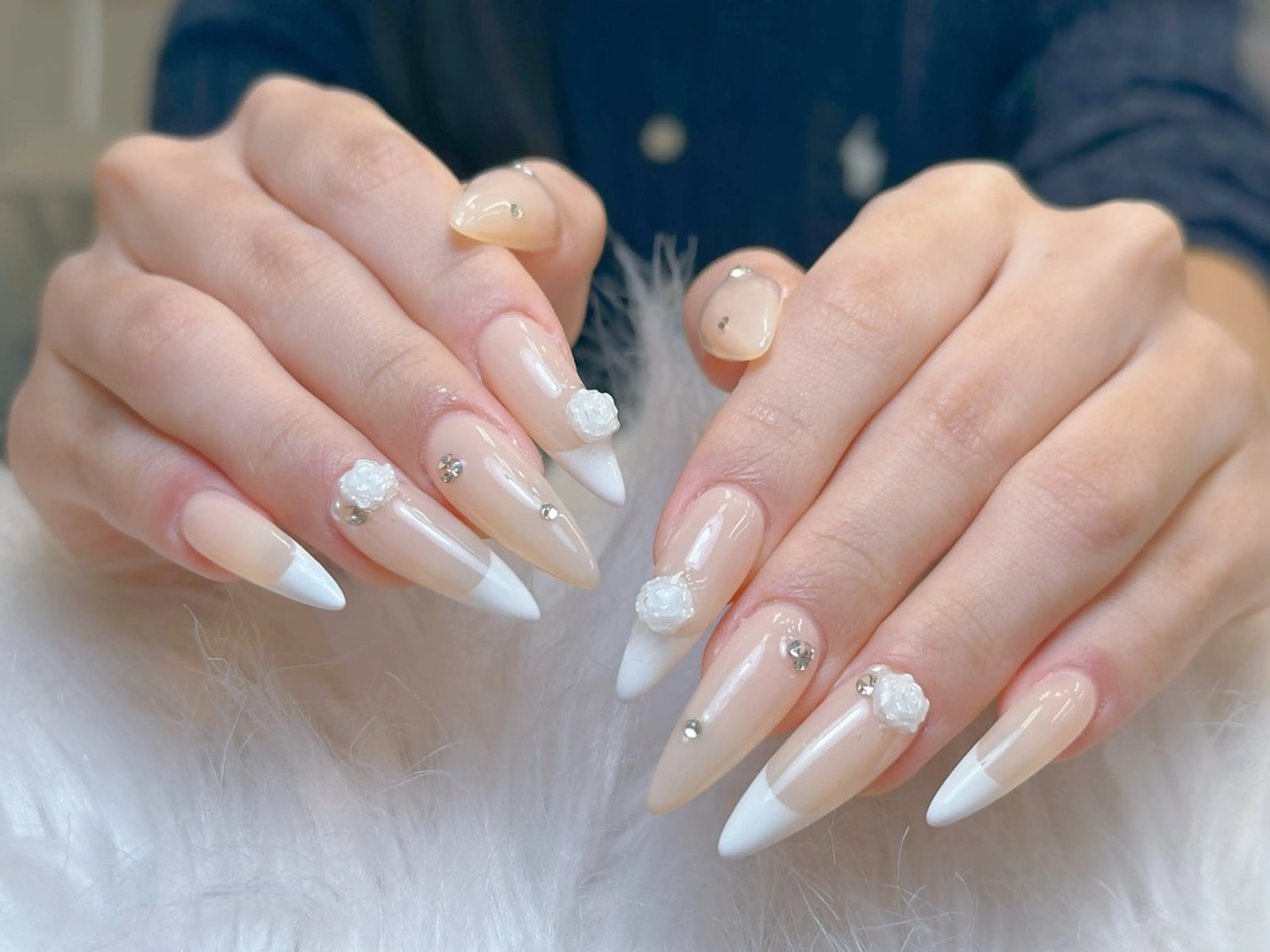 ネイル アートネイル 成人式 ジェルネイル ニュアンスネイル 夏ネイル ハンドネイル Nienail_ Luxeのネイルデザイン