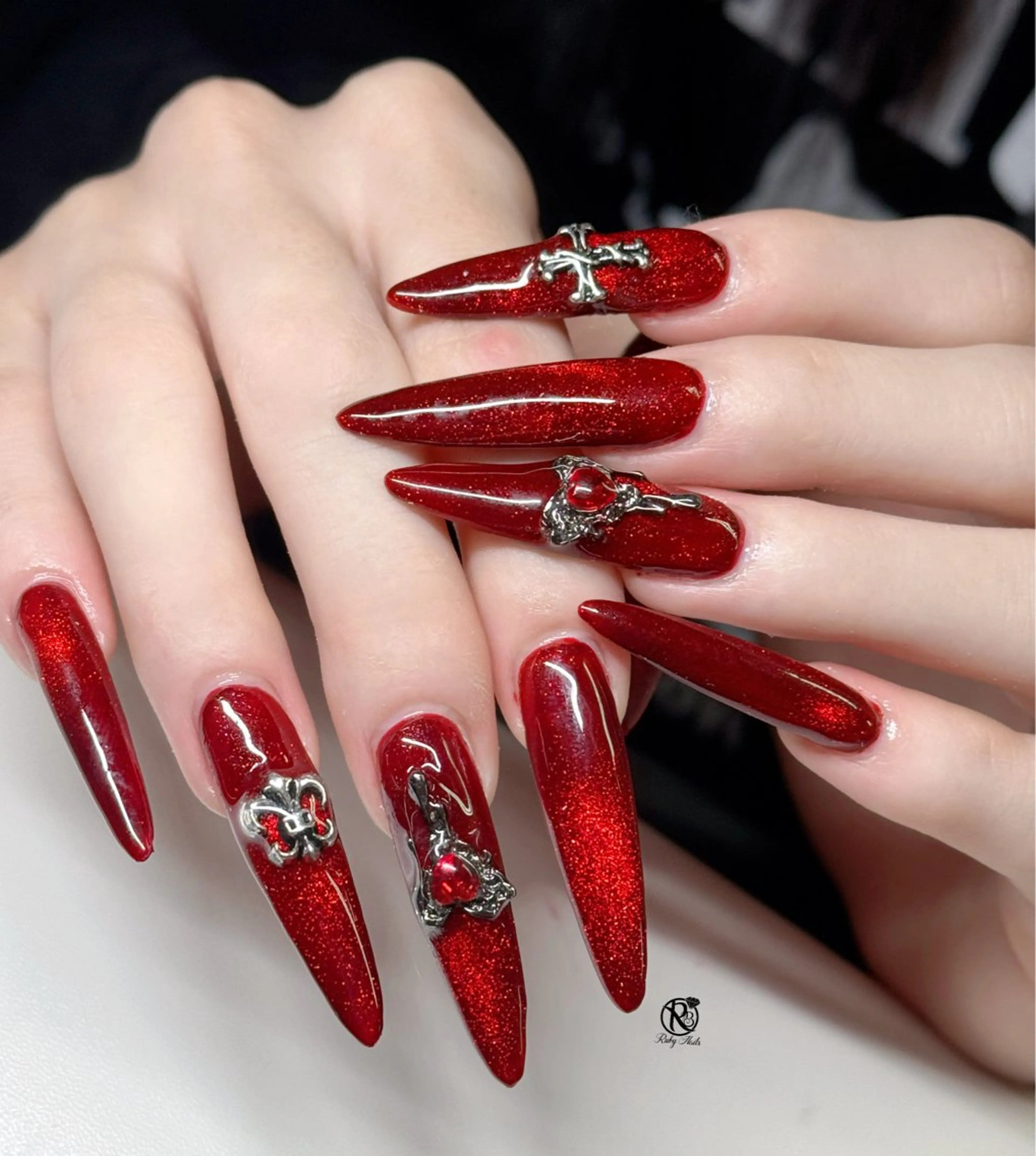 ネイル ボルドー ブラウン チークネイル ドット フットネイル ハンドネイル CHERRYネイルサロン所属・チェリネイルサロン 霞ヶ関のネイルデザイン