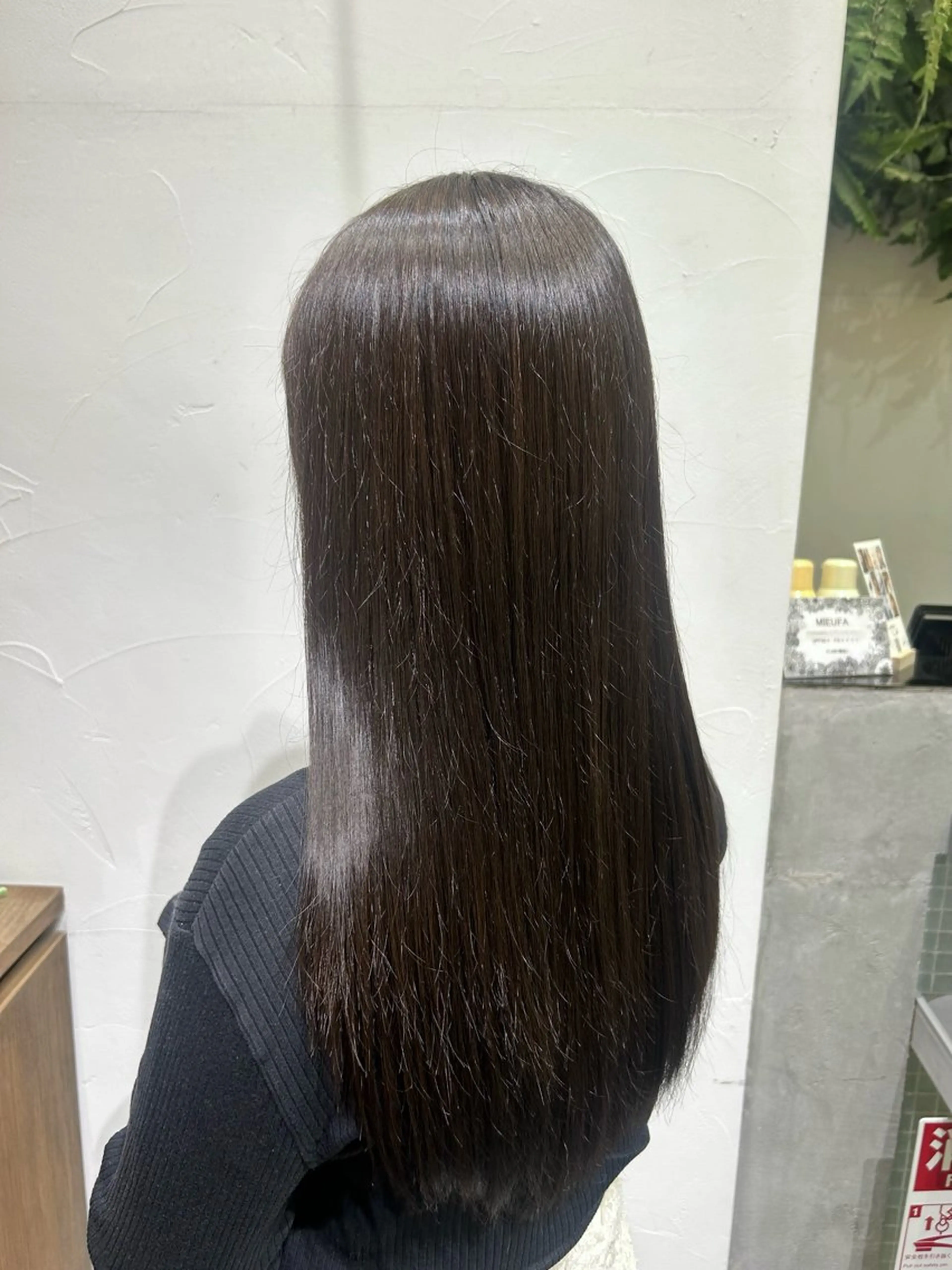 セミロング カラー グレージュ オリーブグレージュ オリーブグレー ヘアカラー トリートメント 🫧透明感カラー/ 寒色カラー/Risaのヘアスタイル