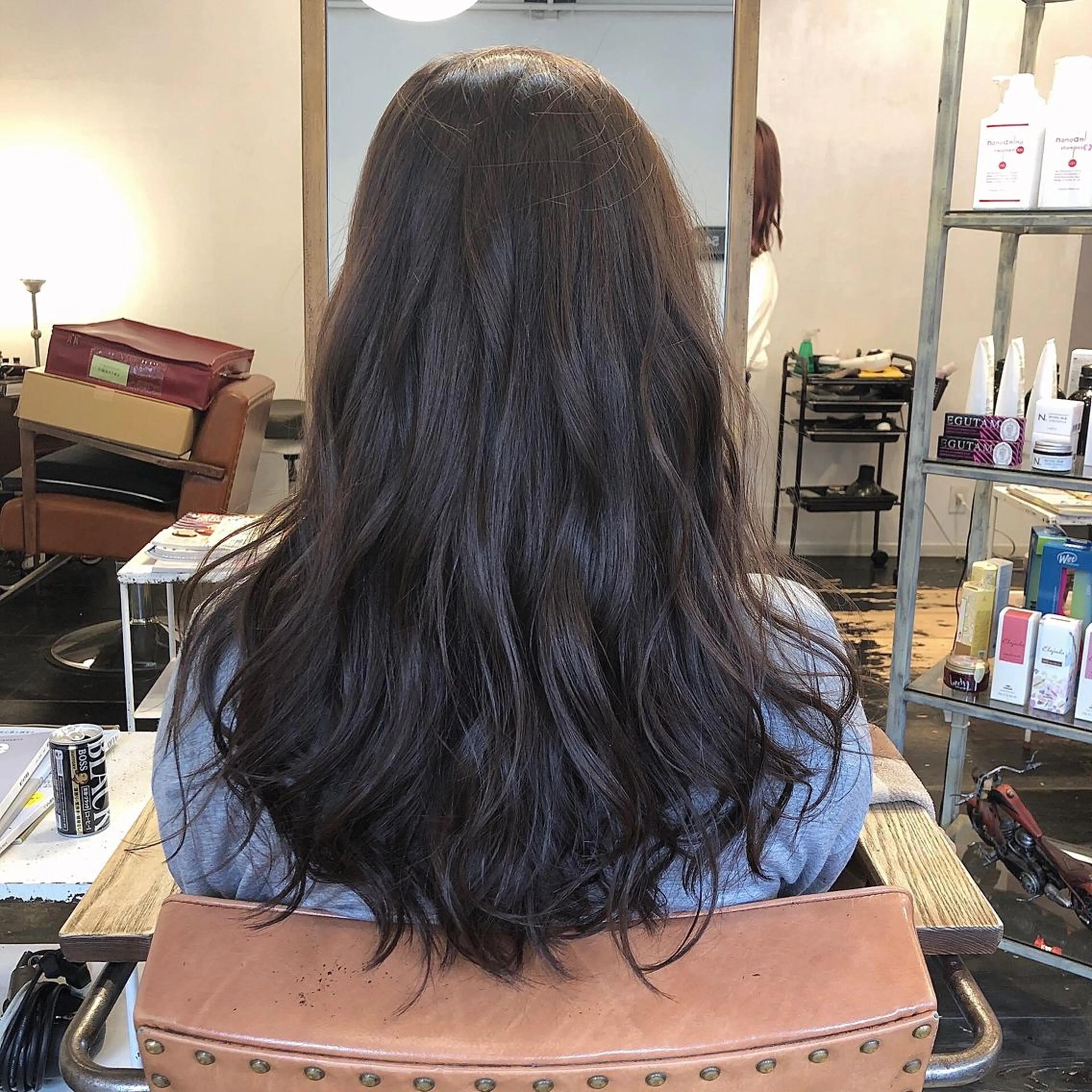 ロング カラー グレージュ カット ヘアカラー h a k u 大倉 卓人のヘアスタイル