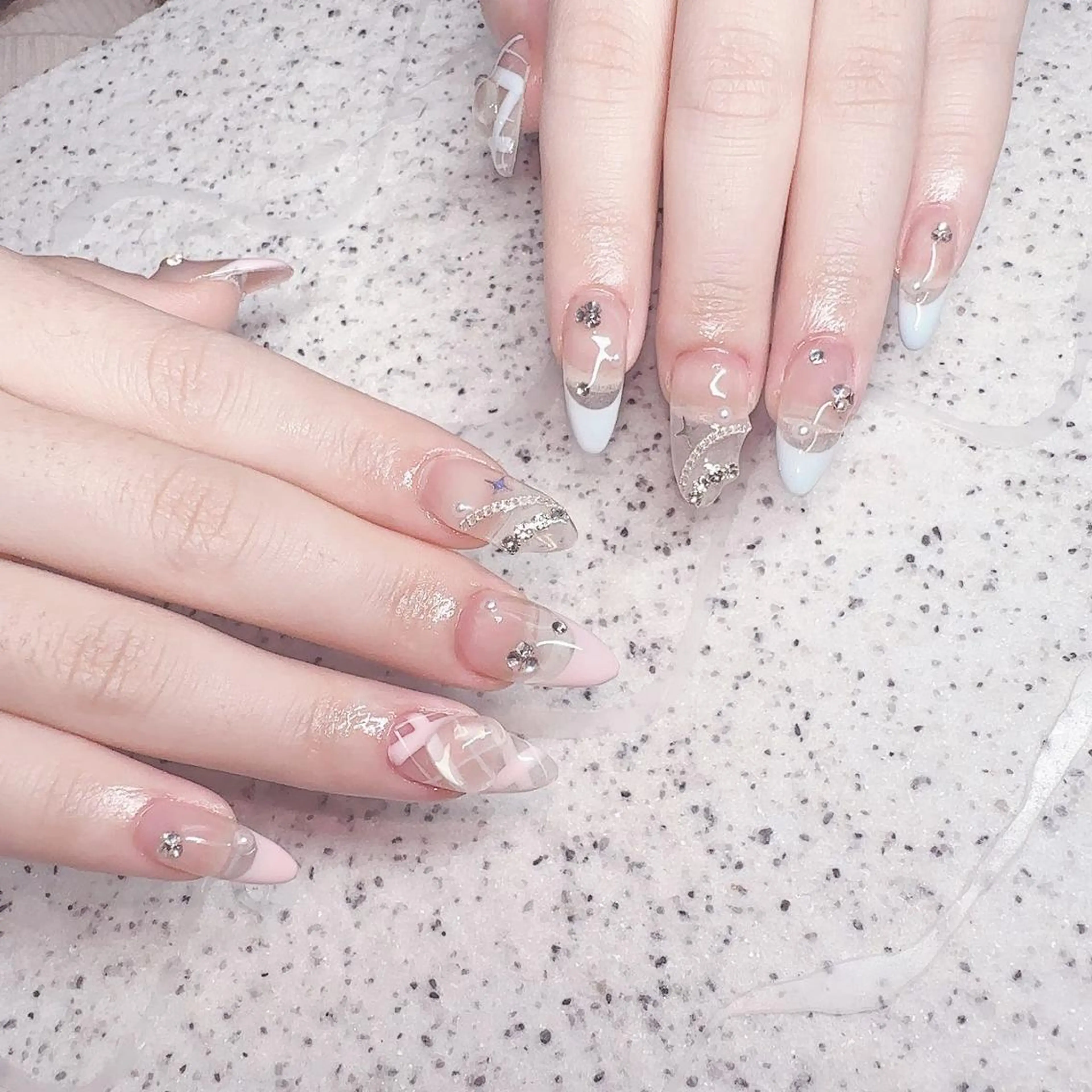 ネイル アートネイル 長さ出し ネイルチップ Queen‘s なんのネイルデザイン