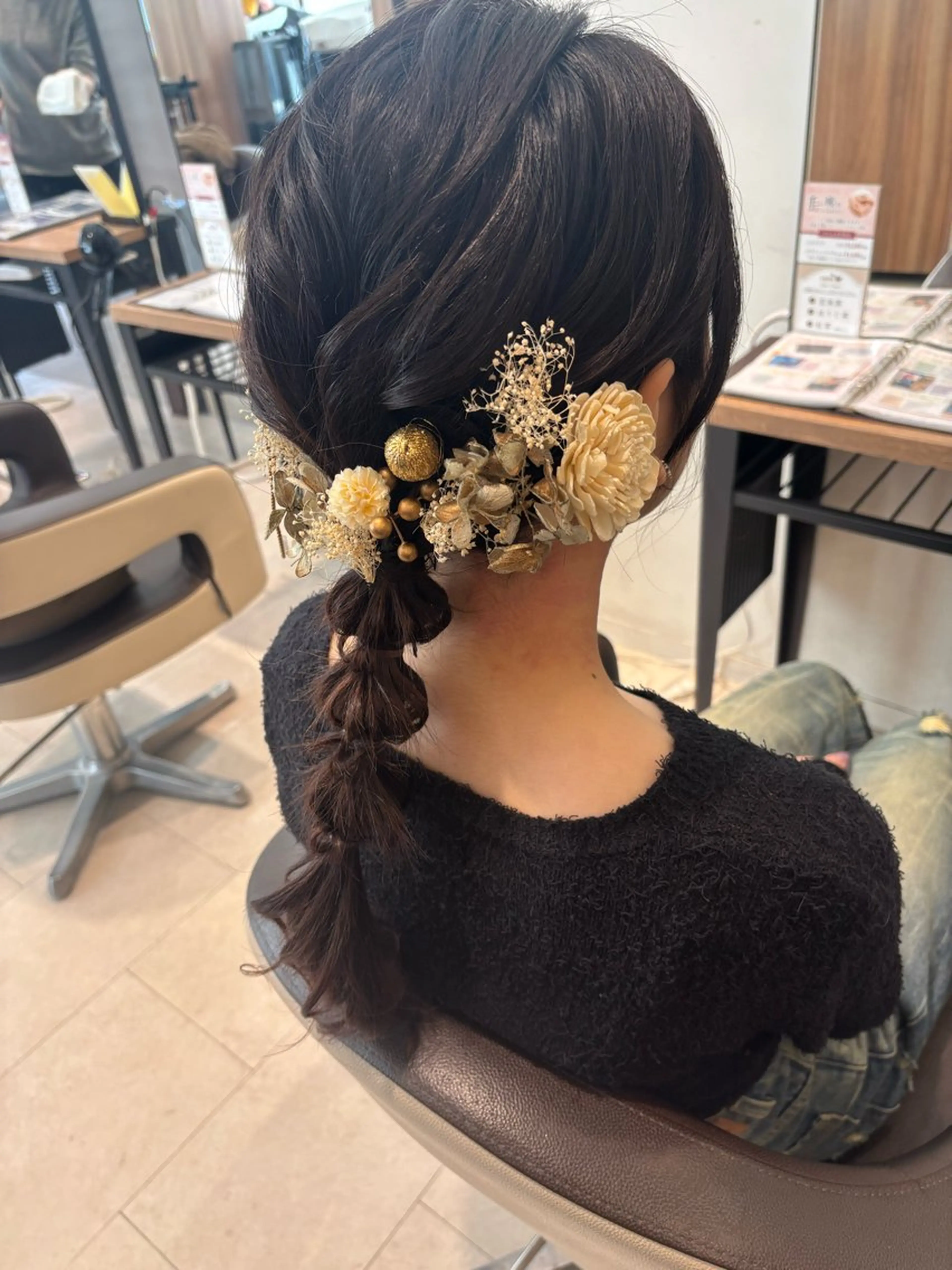 ヘアアレンジ 玉ねぎヘアー ヘアセット 透明感カラー🩵 Arisaのヘアスタイル