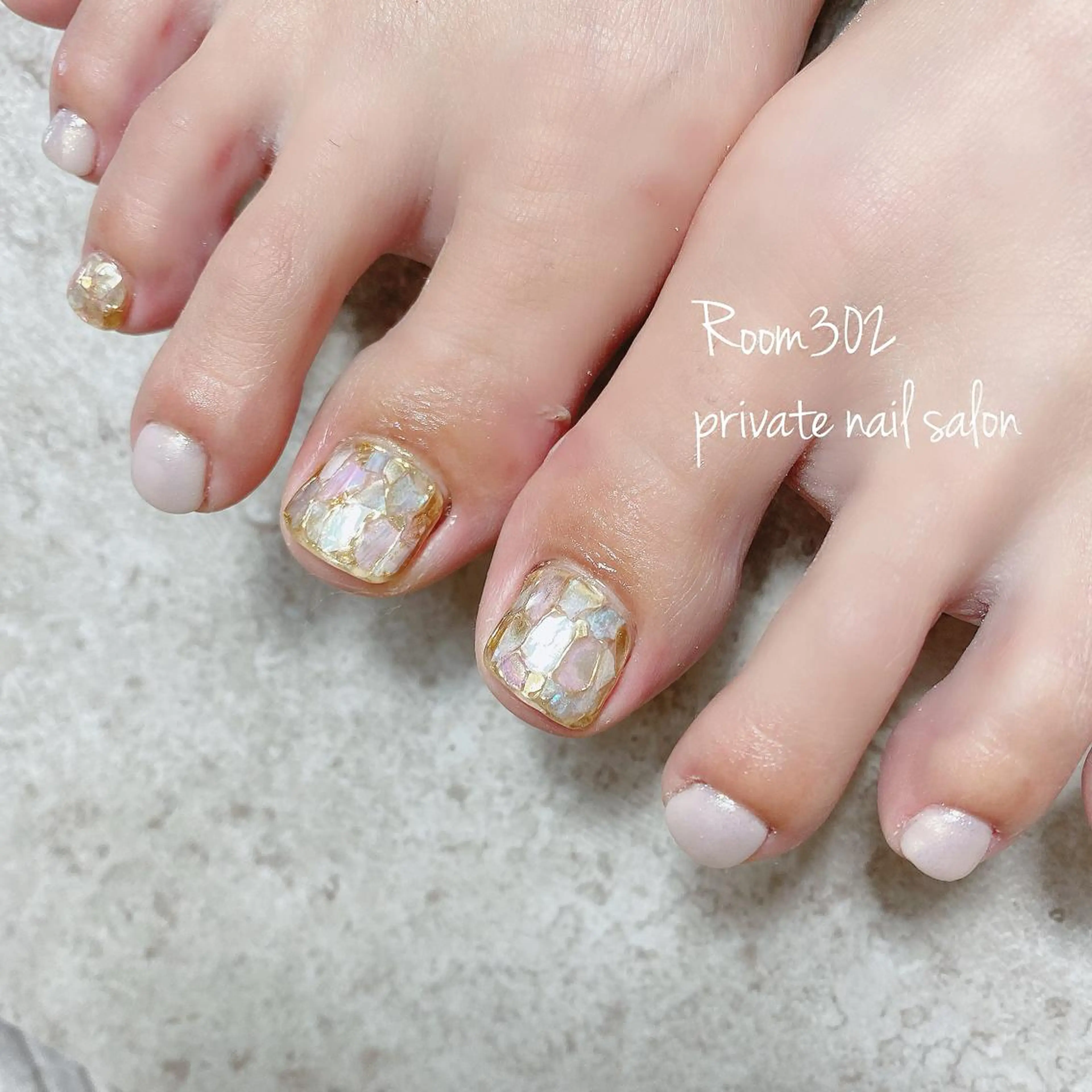 ネイル フットネイル Room 302のネイルデザイン
