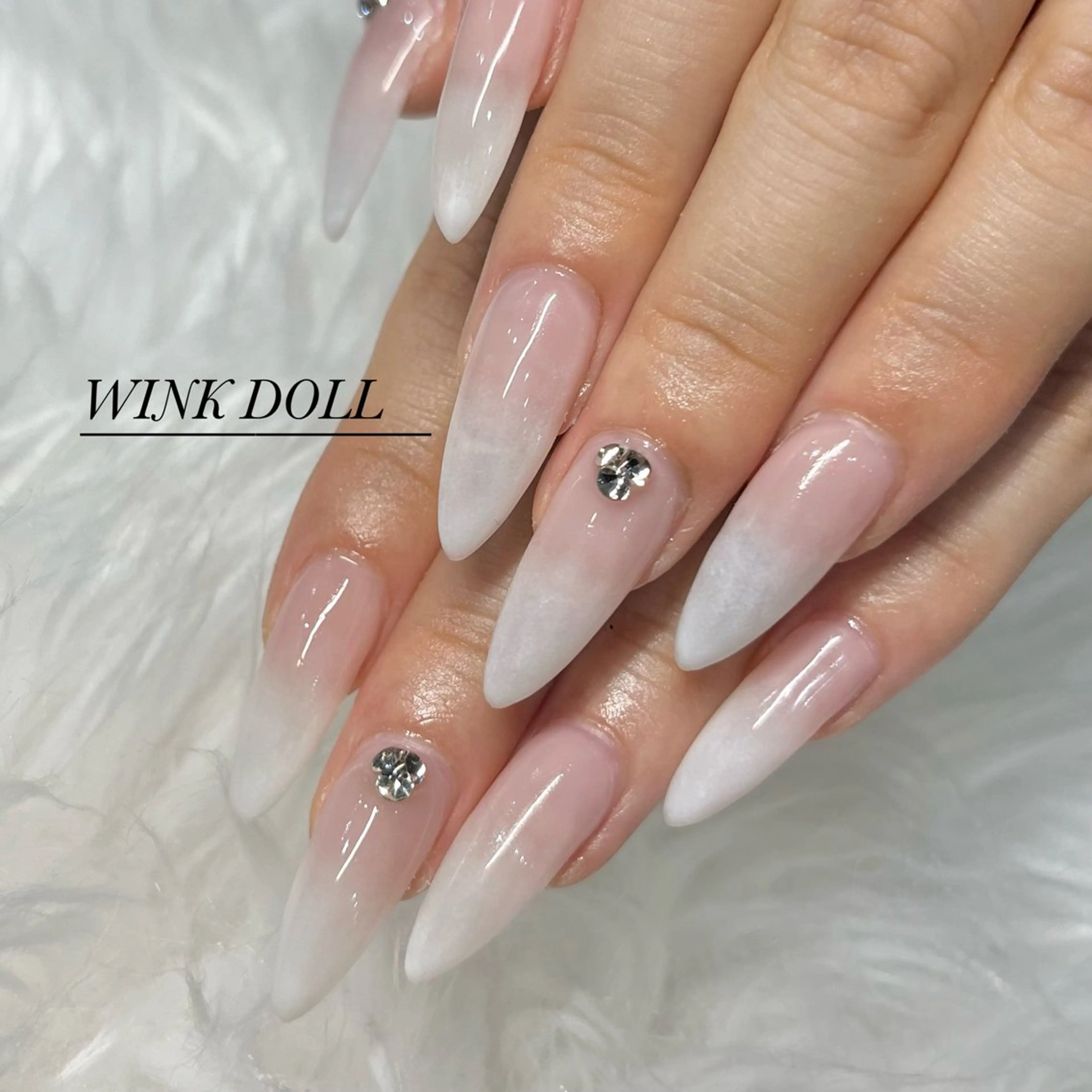 ネイル WINK DOLL 🌹MARIのネイルデザイン