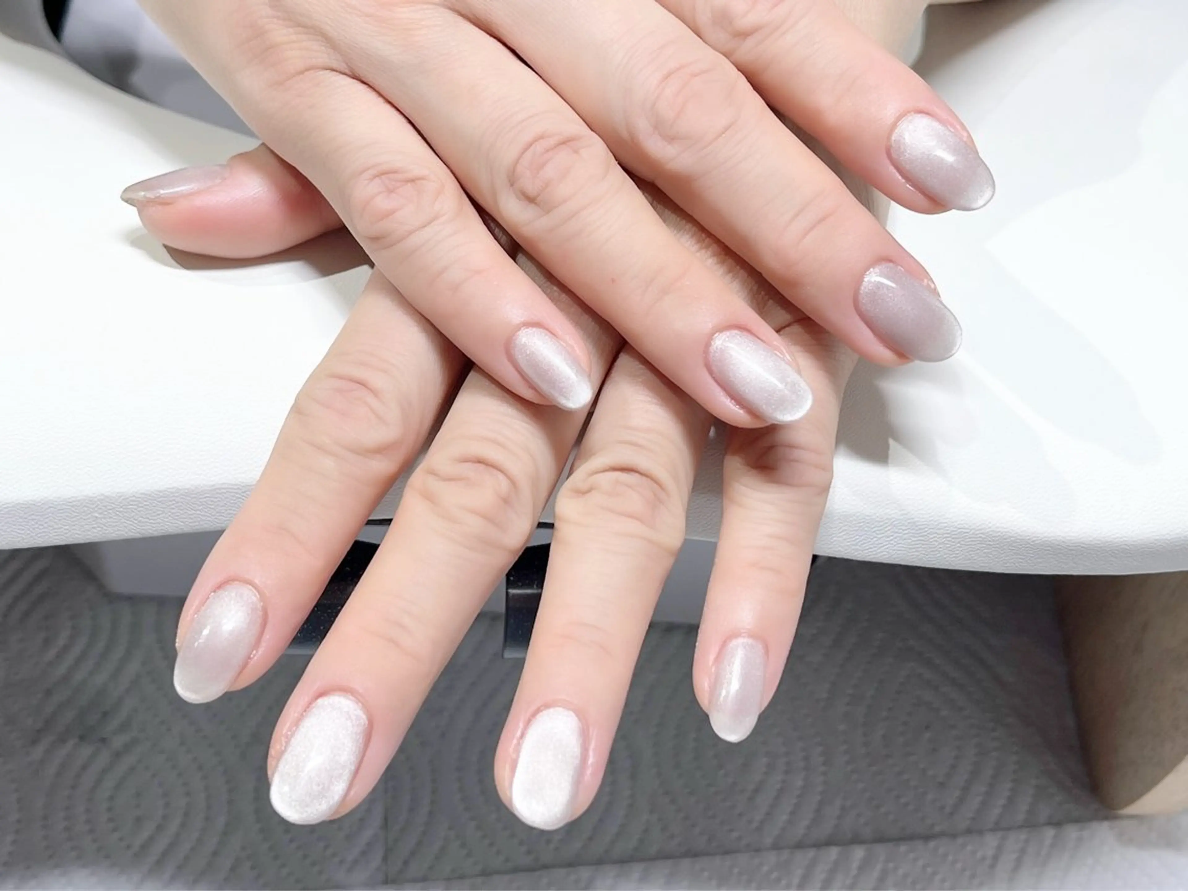 ネイル キラキラネイル マグネットネイル マグネットワンカラー ワンカラーネイル ハンドネイル Belle Fleuve ASUのネイルデザイン