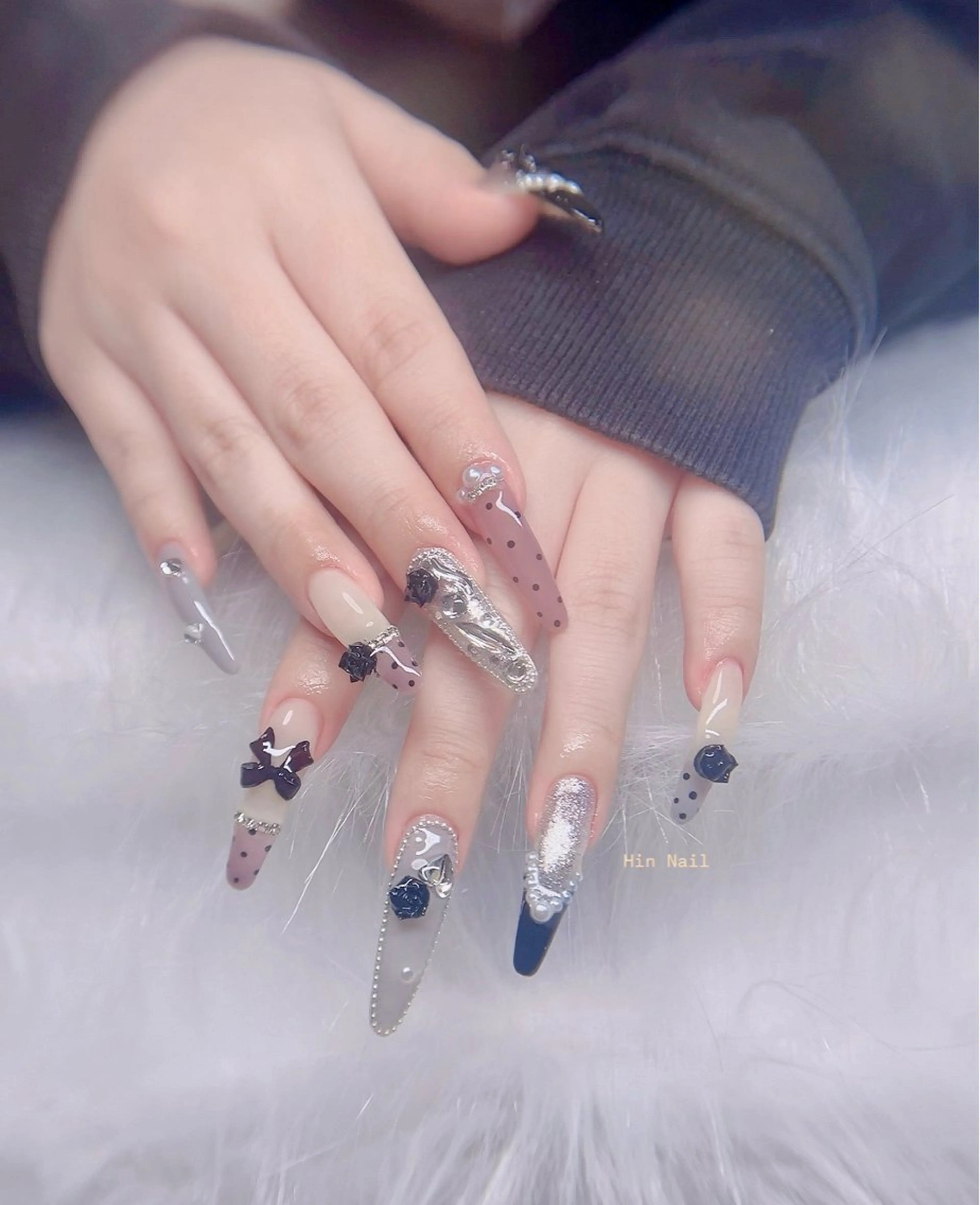 ネイル HIN NAILのネイルデザイン