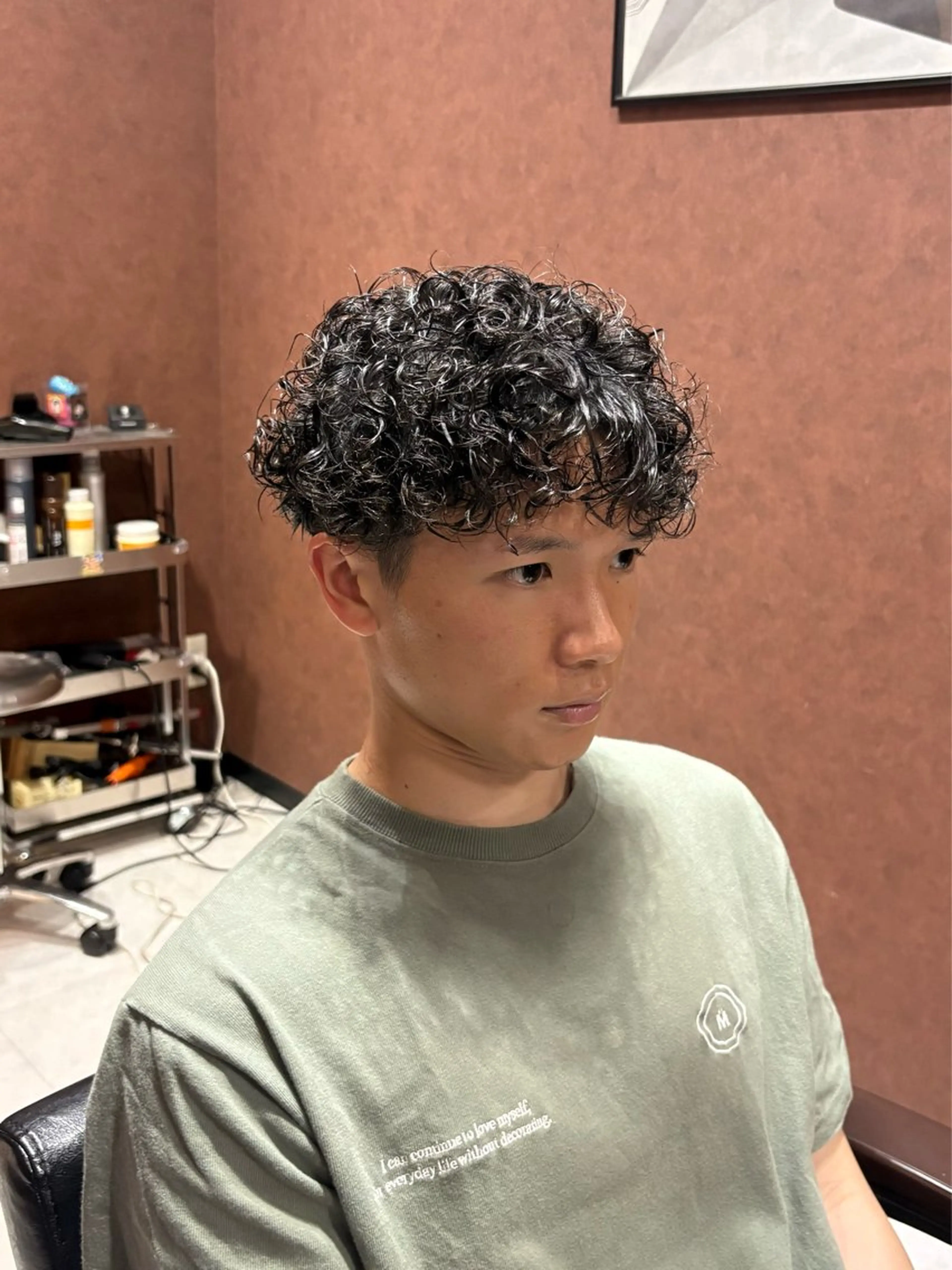 ショート パーマ メンズ メンズパーマ スパイラルパーマ カット パーマ メンズ特化 / Reiのヘアスタイル