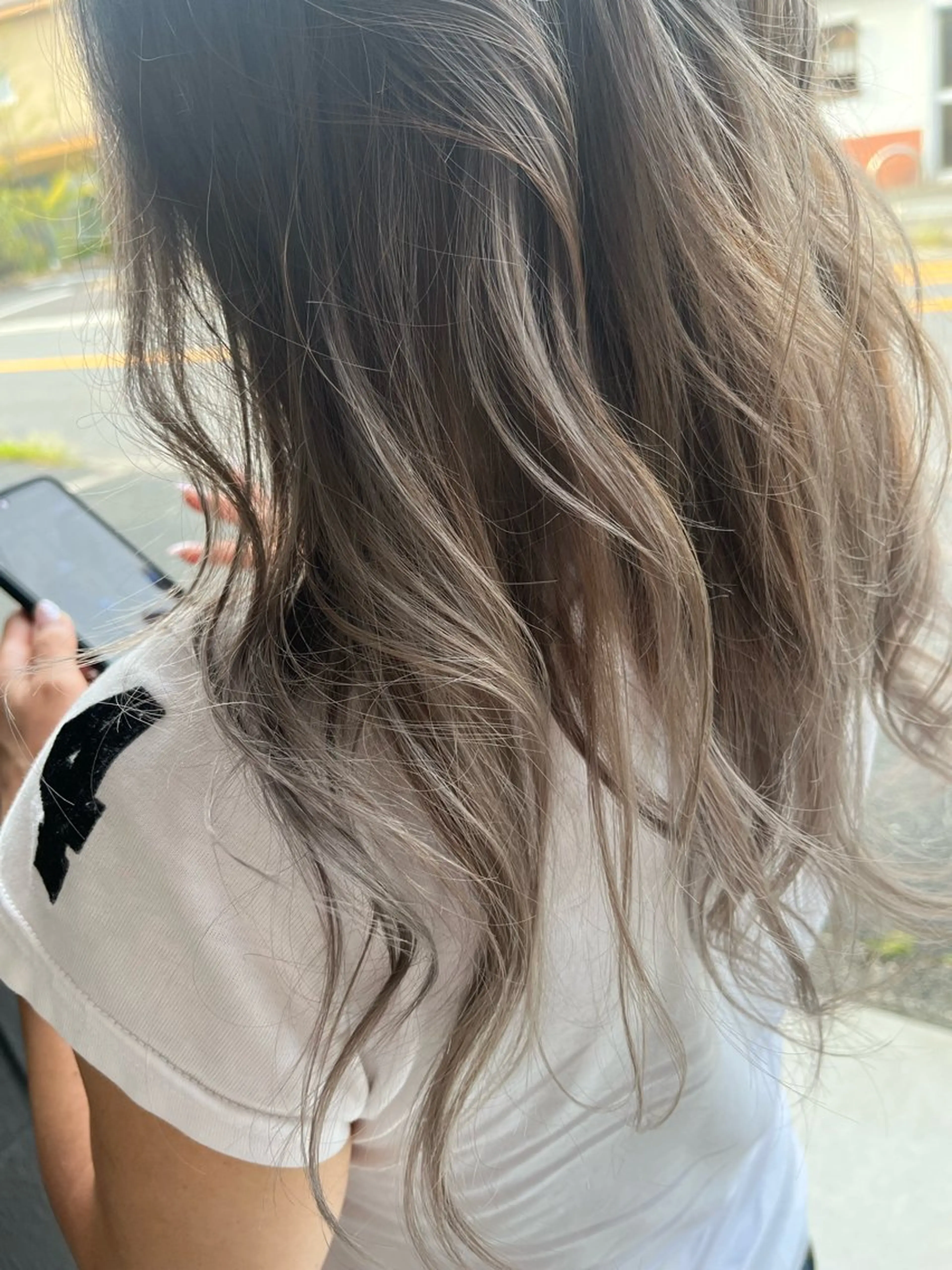 ロング カラー 坂田 優子のヘアスタイル