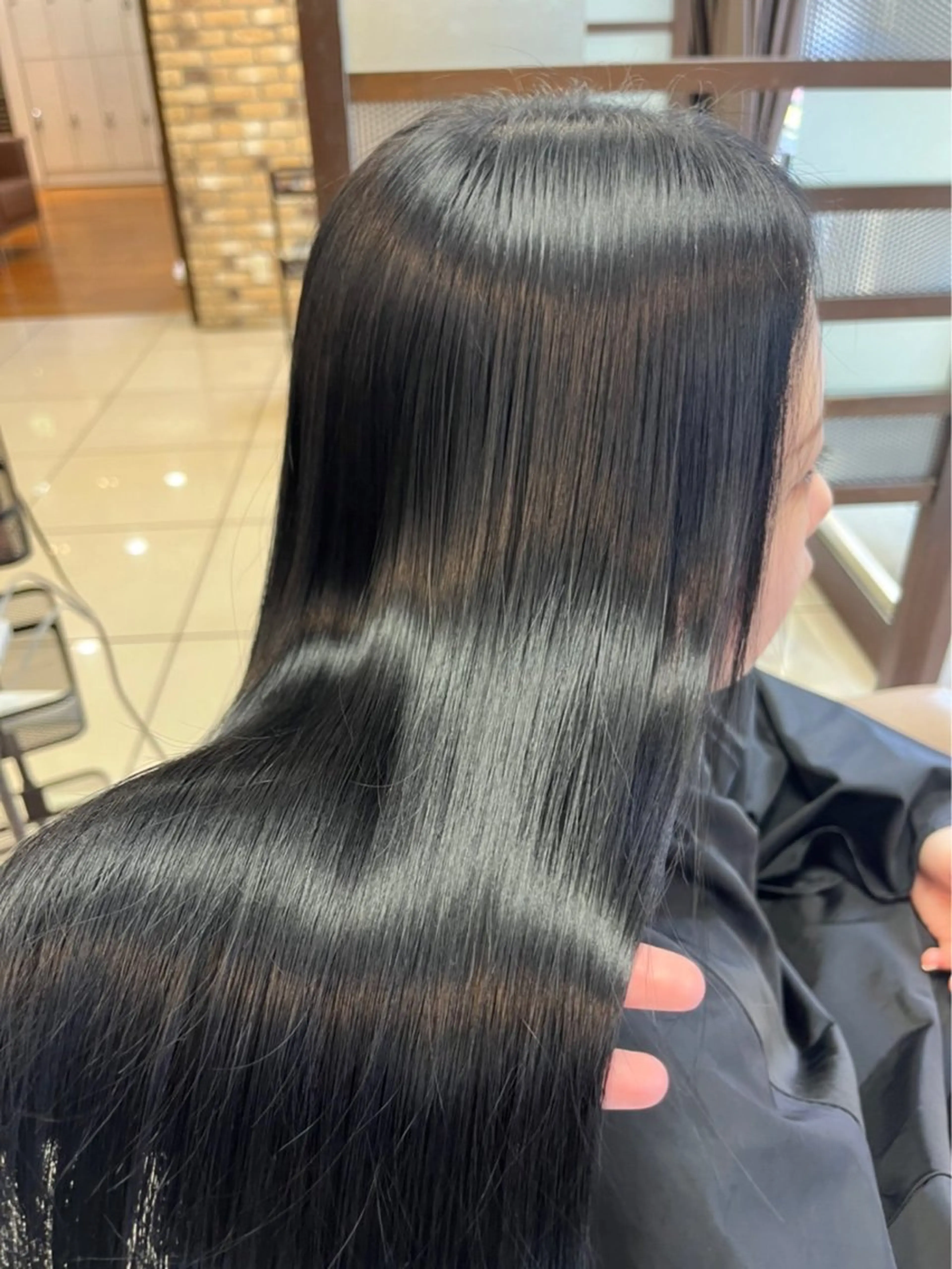 カラー カット ヘアカラー トリートメント 羽エクステ🩷 🤍まき🤍のマツエク・マツパデザイン