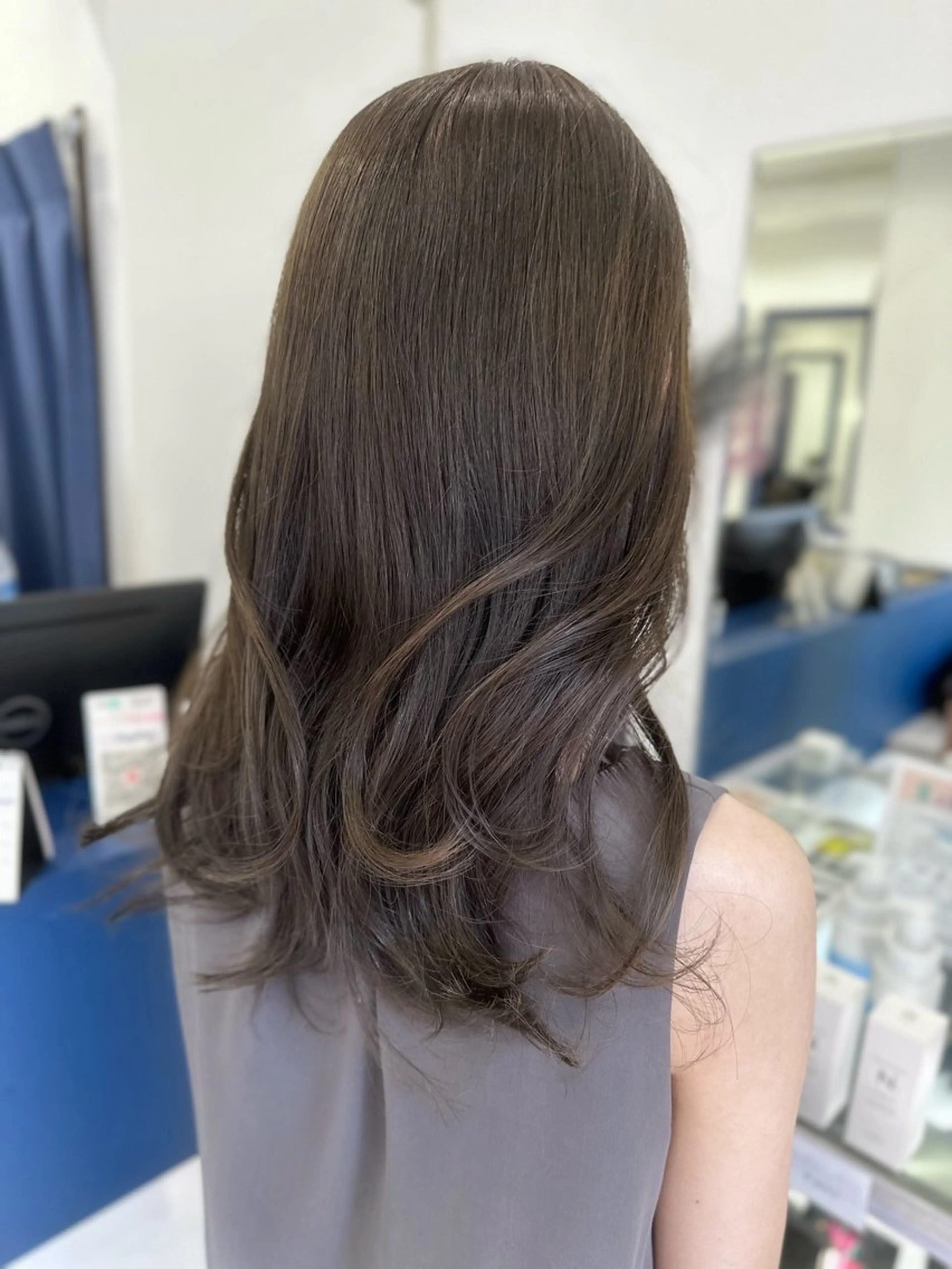 セミロング カラー Manami ♡のヘアスタイル