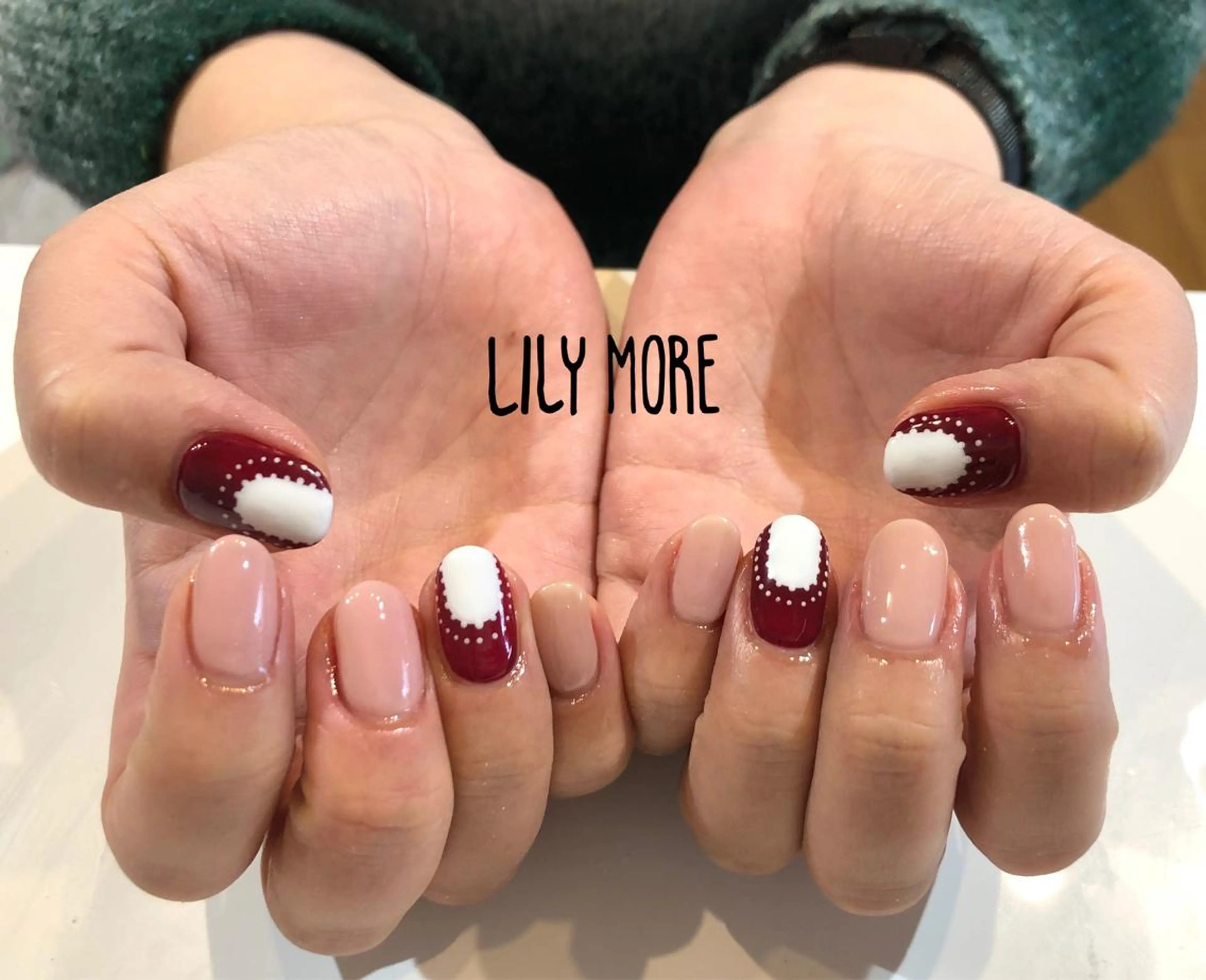 ネイル ドット Lily closetのネイルデザイン