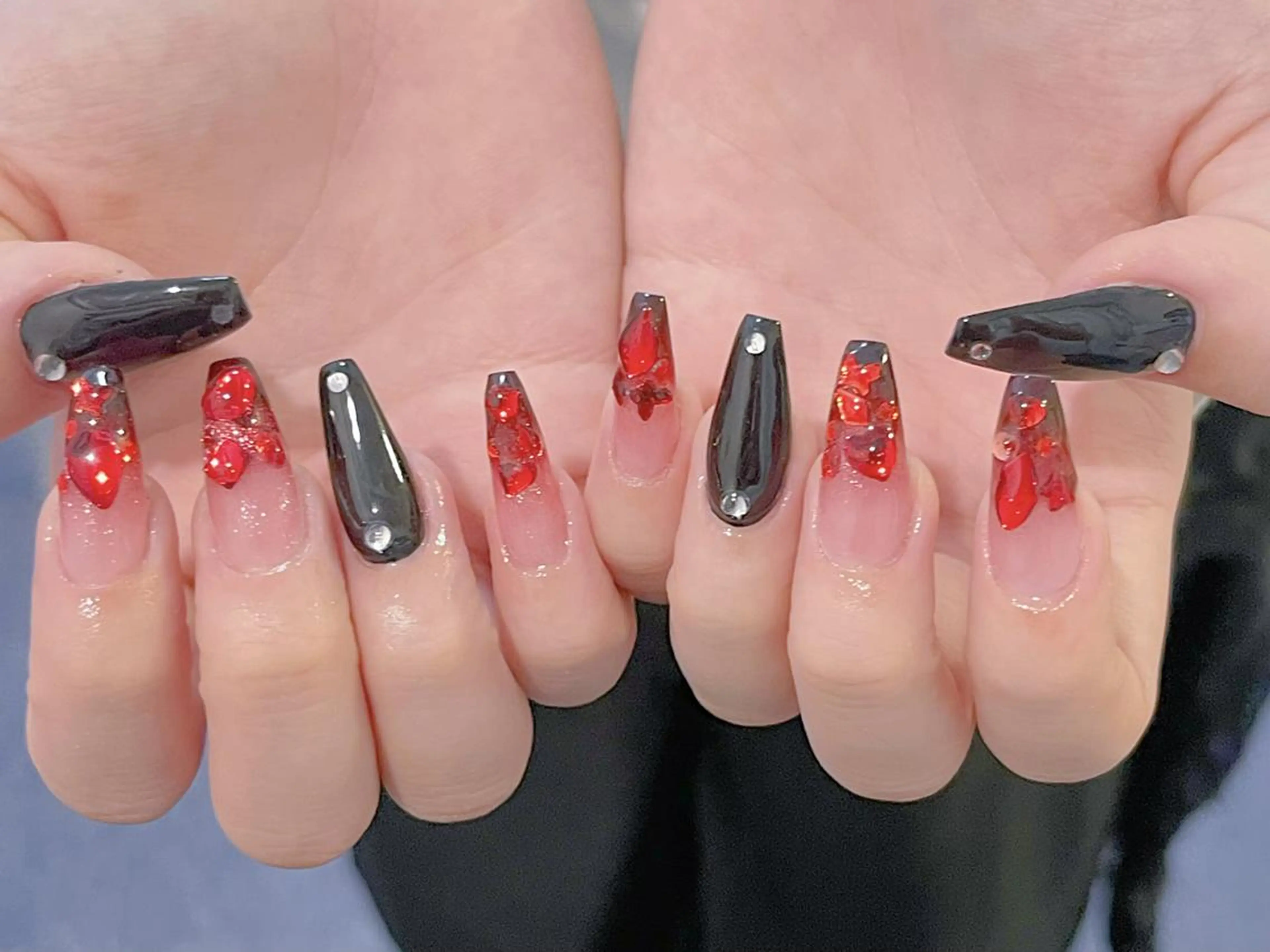 ネイル 長さ出し グラデーション 卒業式 キラキラネイル マグネットネイル Emi🌸Belle Nail Salonのネイルデザイン
