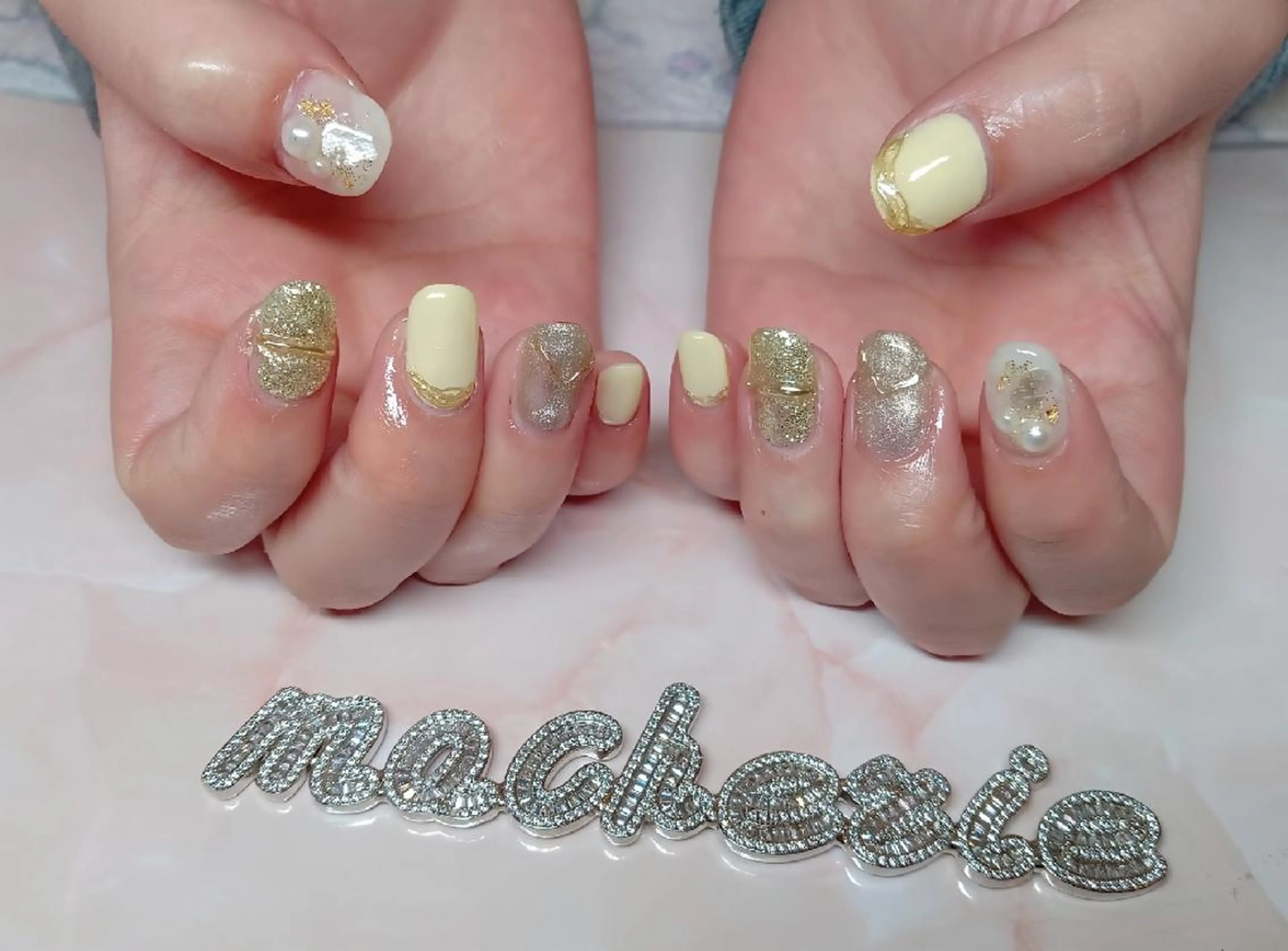 ネイル 黄色 ハンドネイル Nail Salon macherieのネイルデザイン