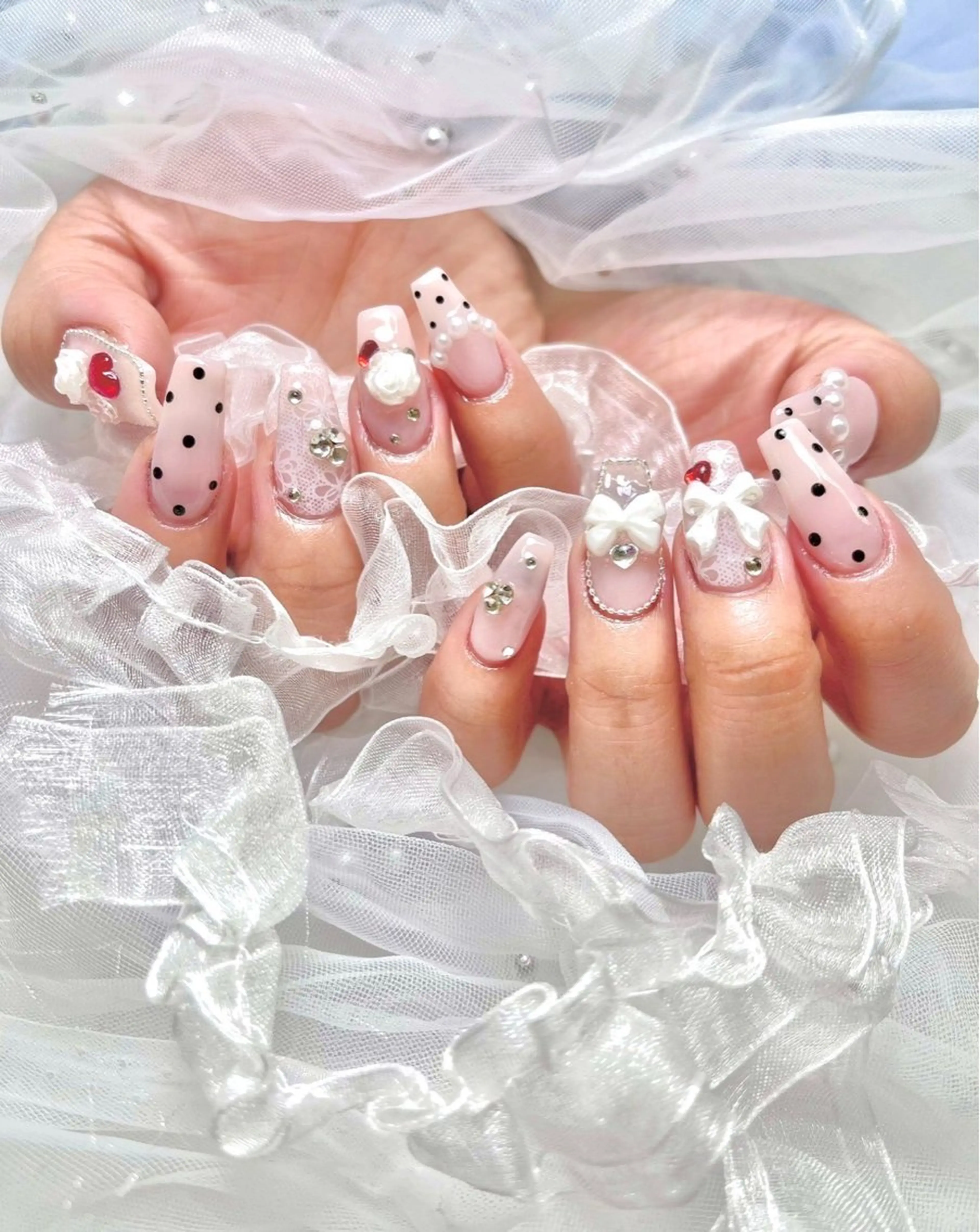 ネイル 長さ出し ジェルネイル グラデーション 韓国ネイル マグネットネイル Ruina 渋谷のネイルデザイン