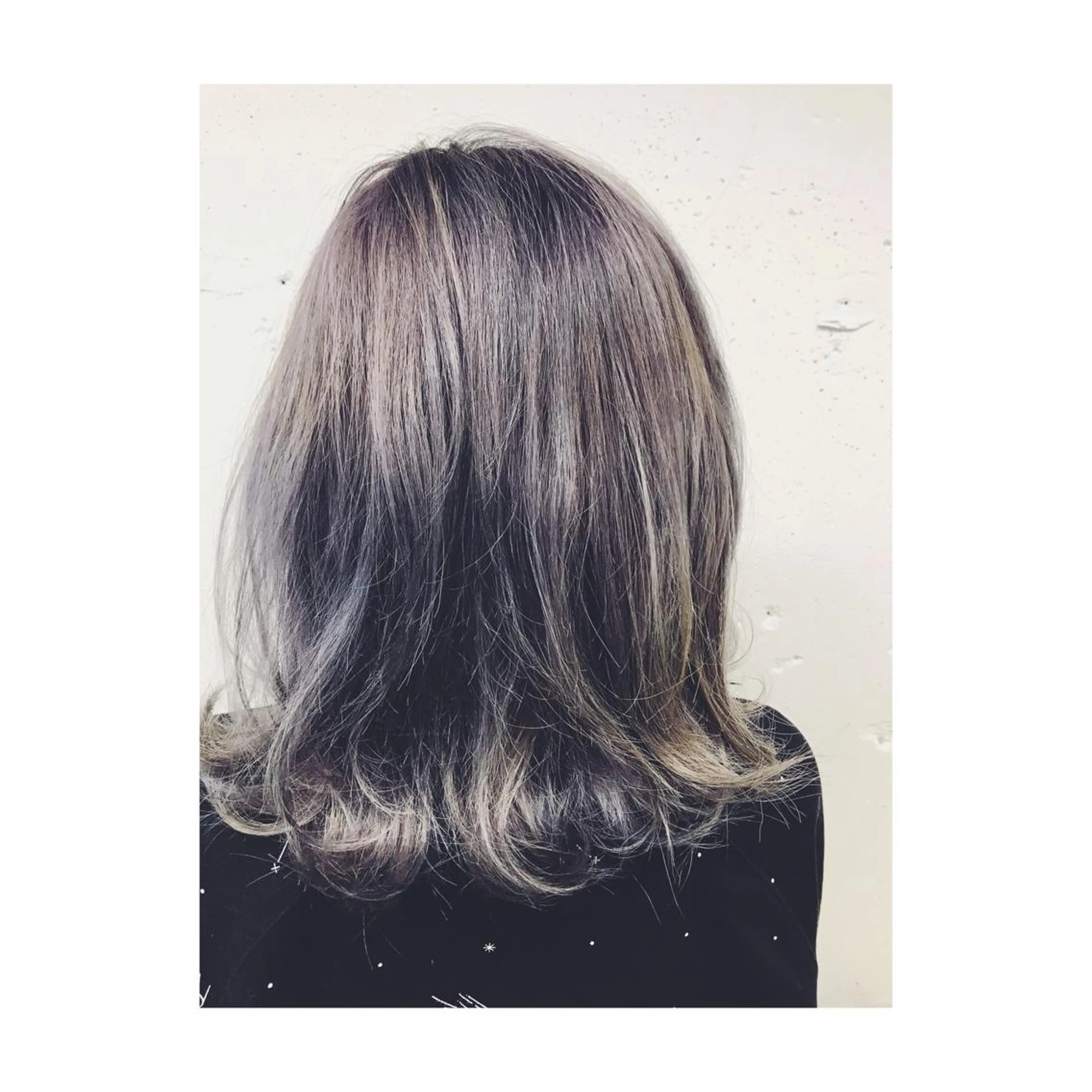 カラー やまもと すぐるのヘアスタイル