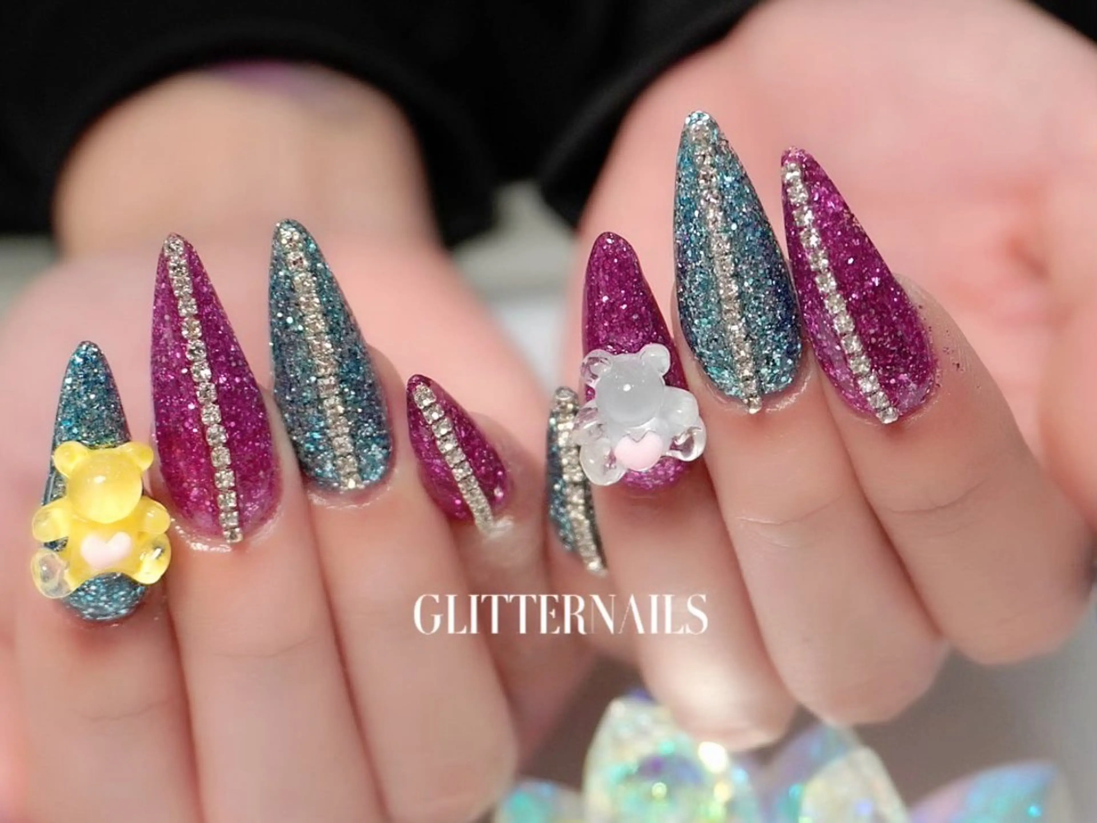 ネイル ハンドネイル glitter na ils AYAのネイルデザイン
