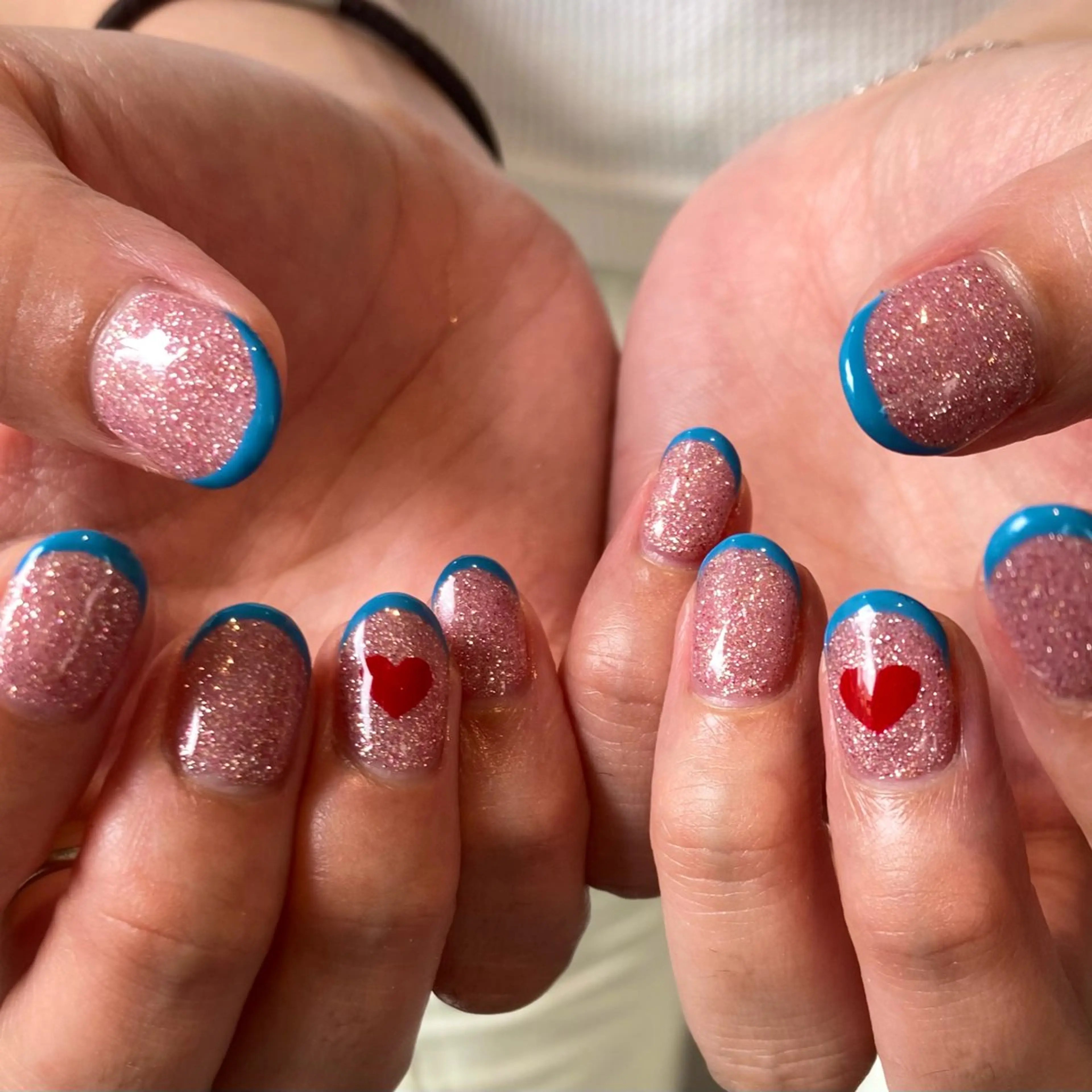 ネイル ハンドネイル shio ♡ 24日空きありのネイルデザイン