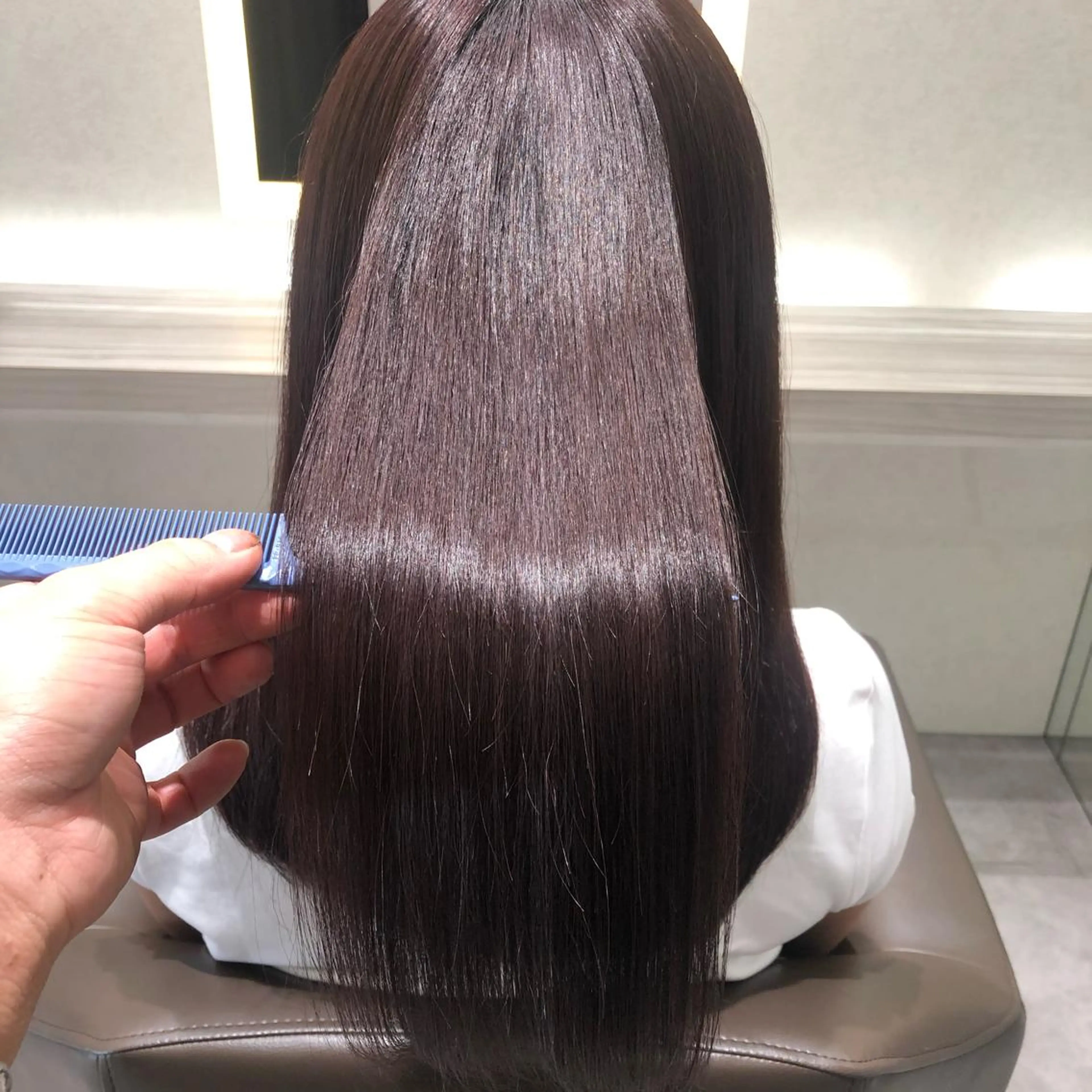 ロング カラー ムトウセイマ/ 縮毛矯正/ブリーチのヘアスタイル