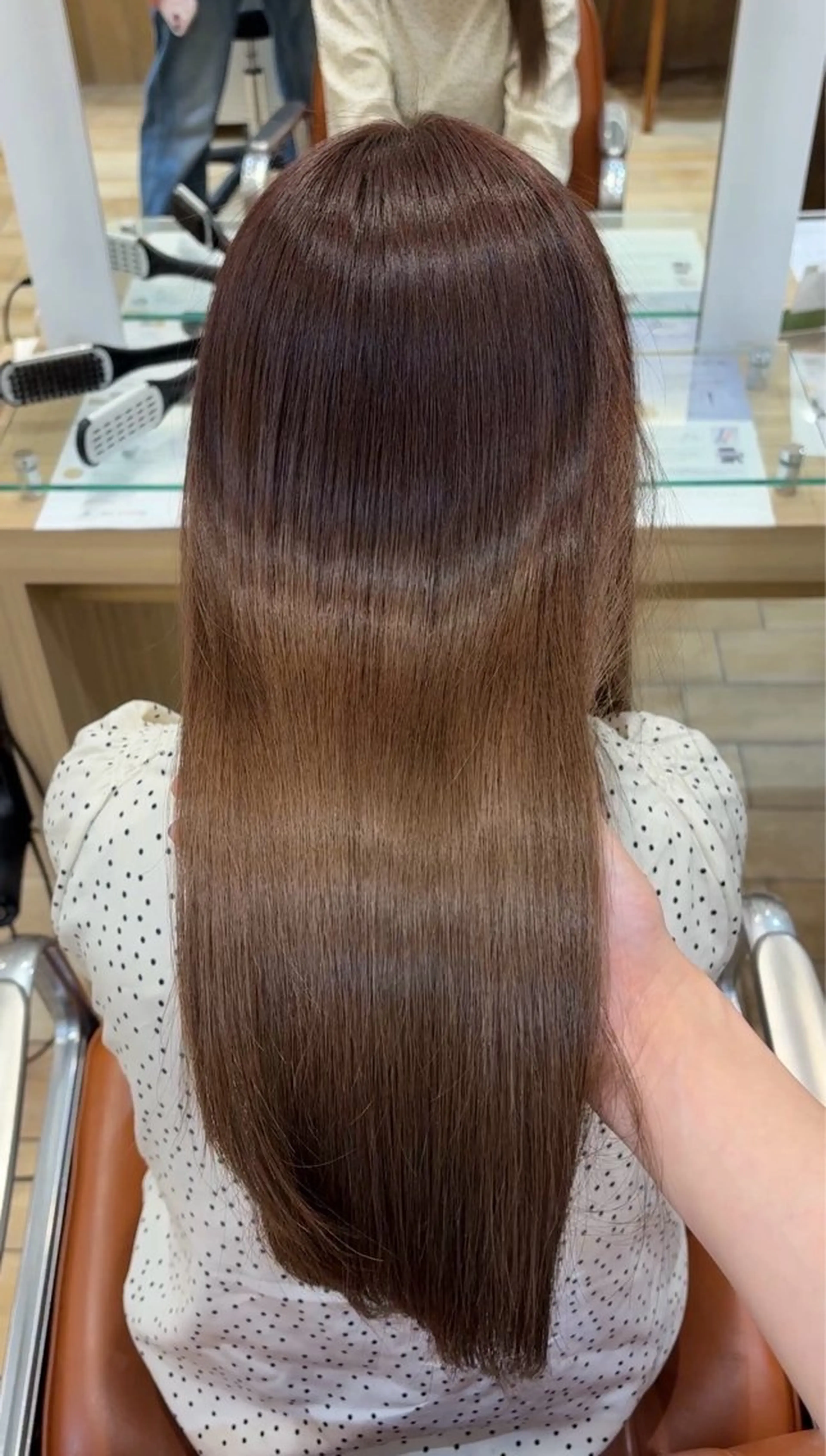 ロング 長谷 理菜のヘアスタイル