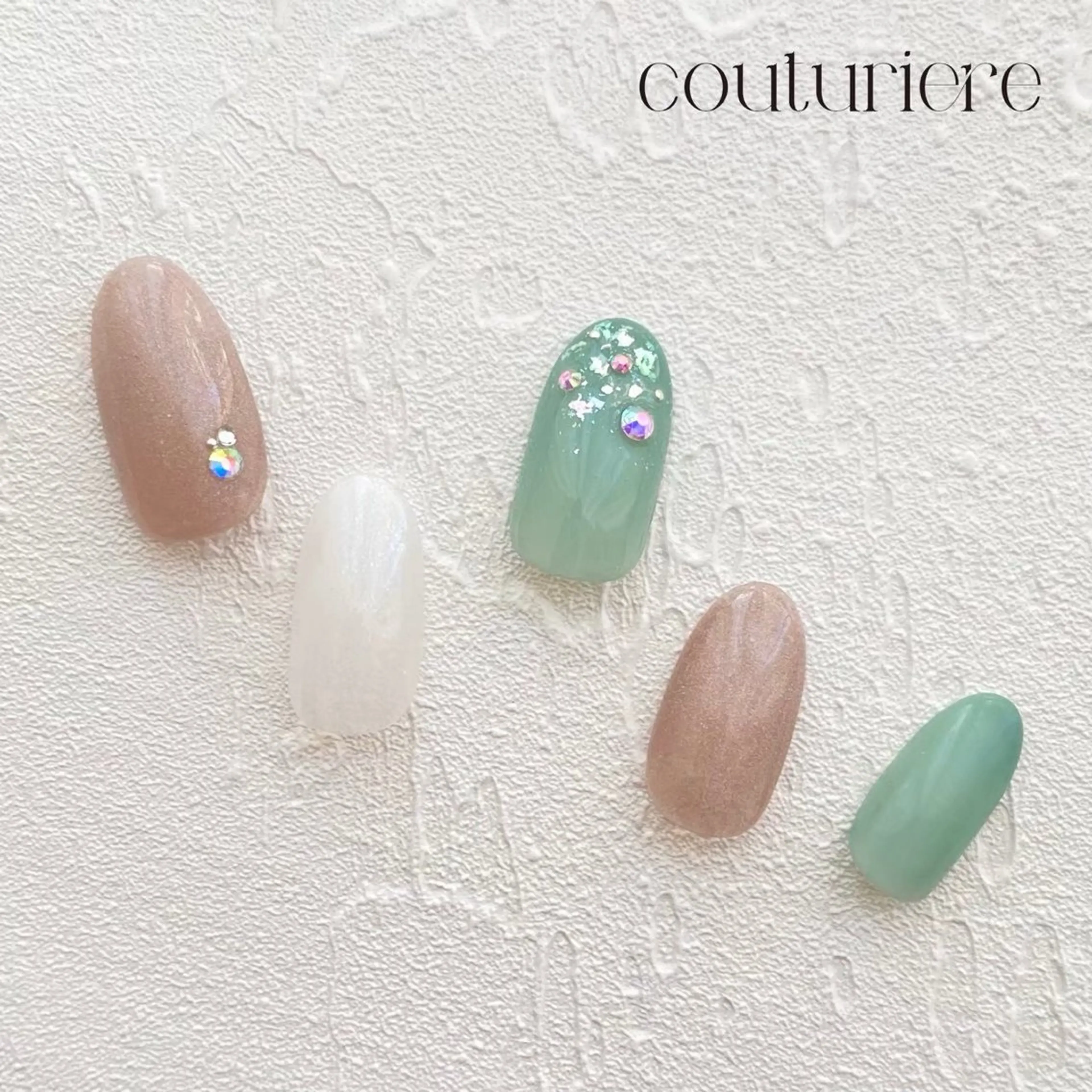 ネイル クチュリエール銀座 💅🏼ゆりのネイルデザイン