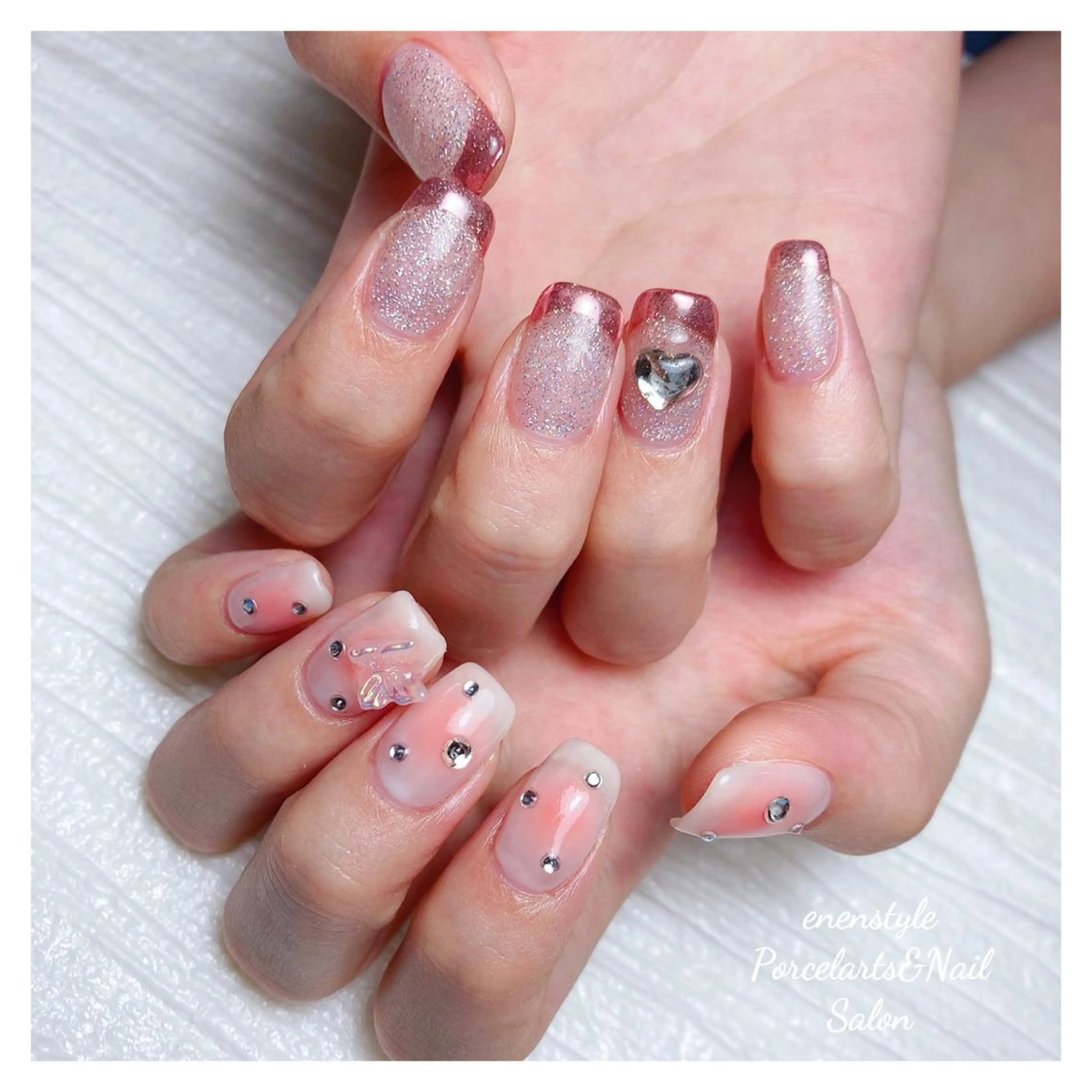 ミディアム ネイル 👑enen style👑のネイルデザイン