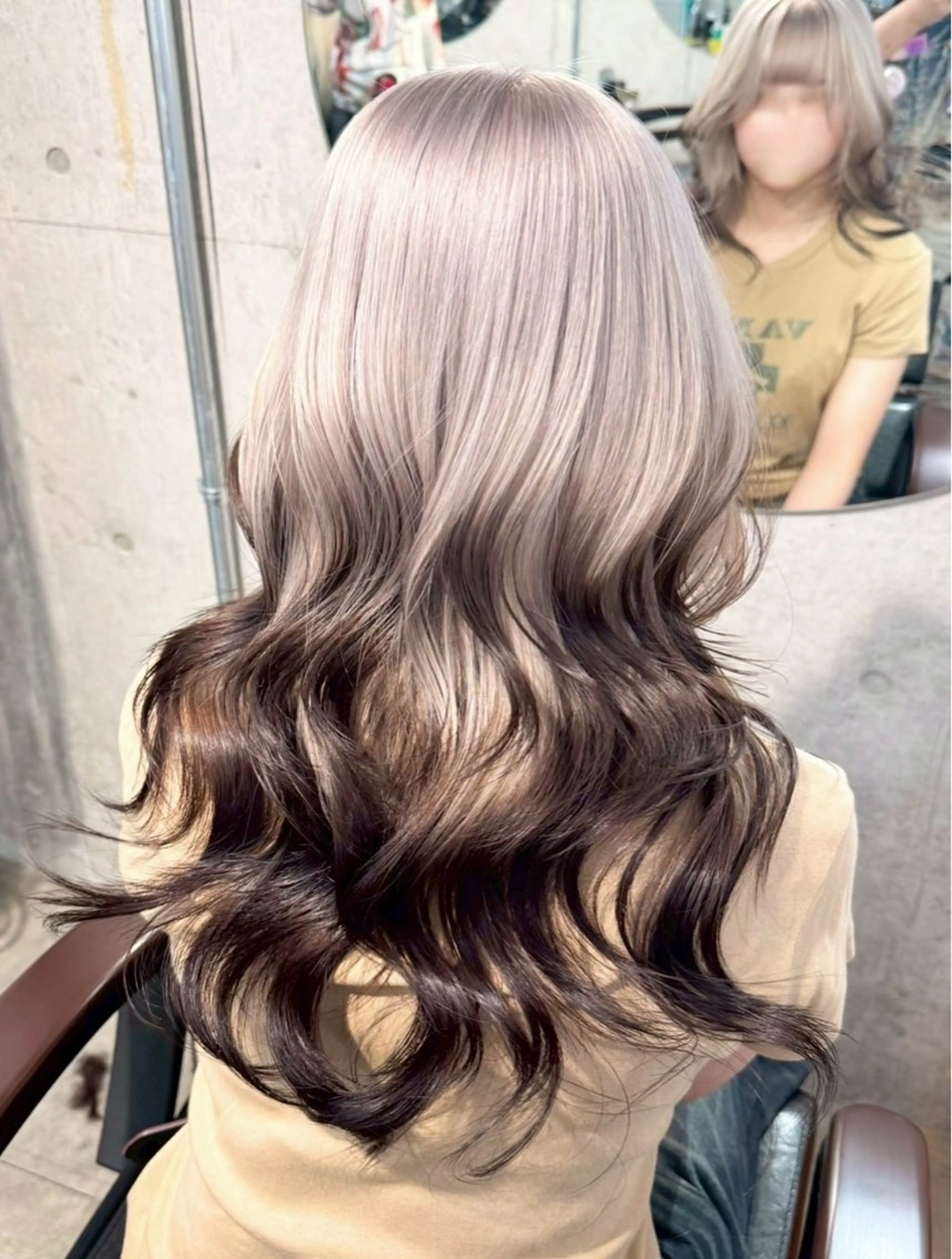 セミロング ☪️艶々ハイトーン coco🍀︎✨のヘアスタイル