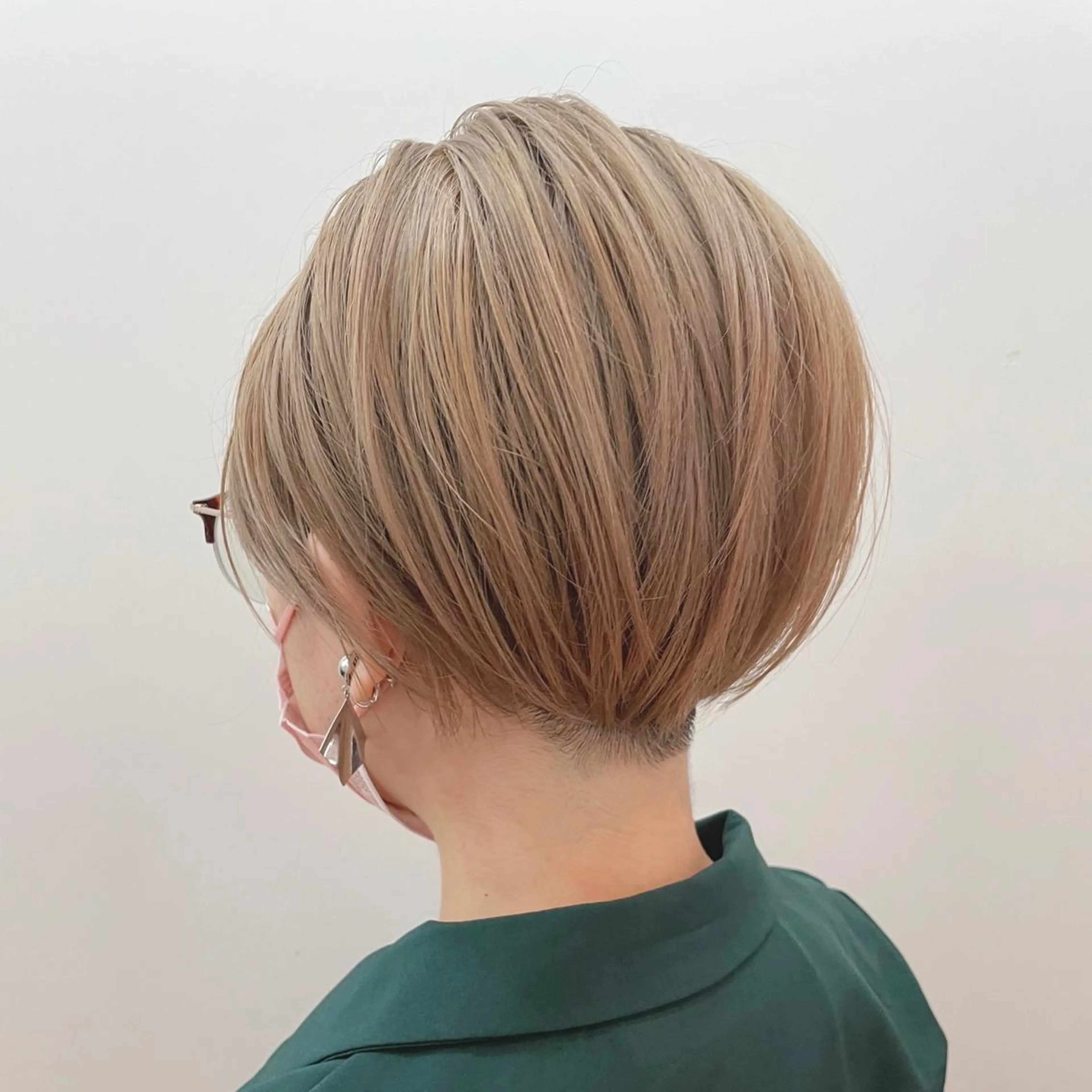 ショート カラー 片山美穂 心斎橋・なんばのヘアスタイル