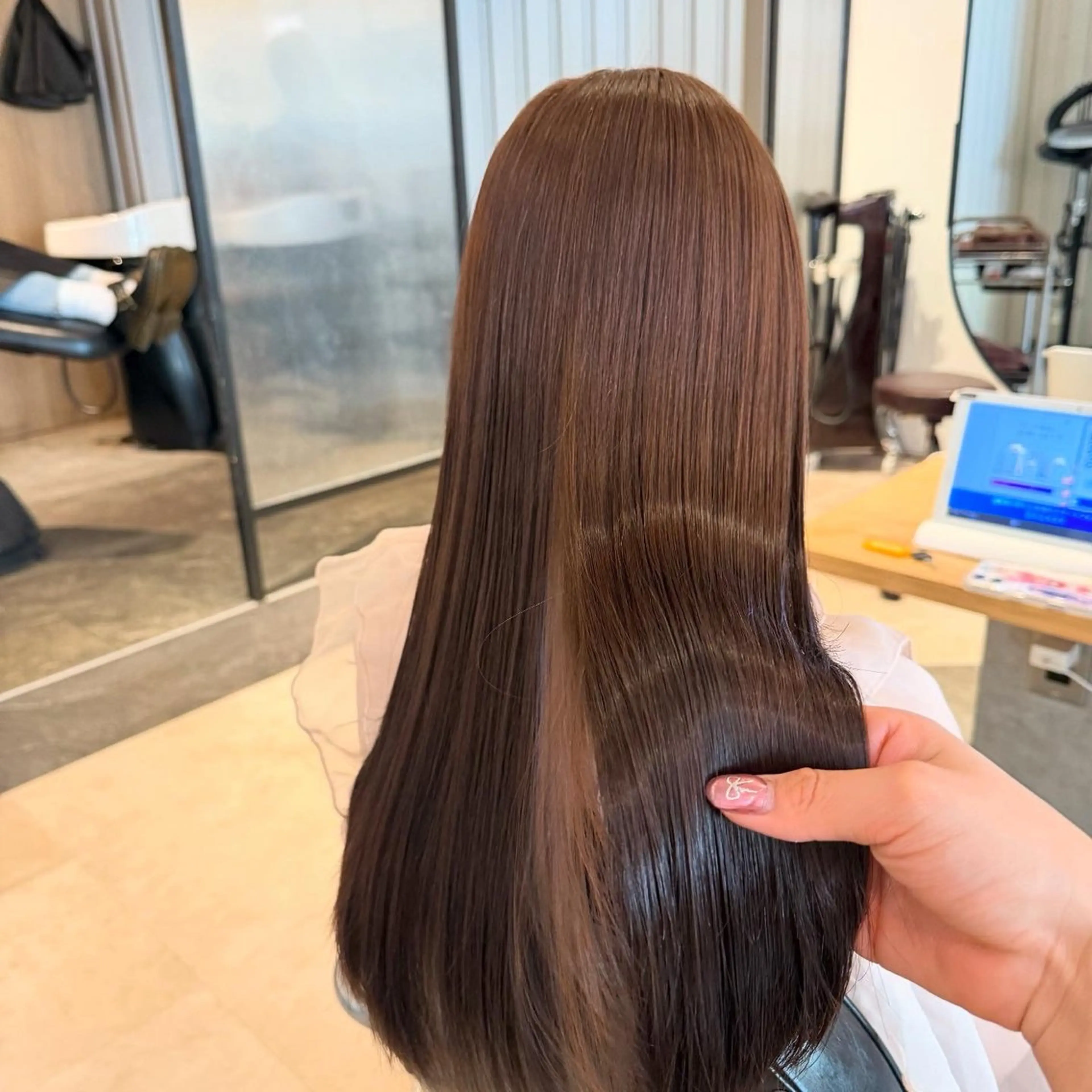 セミロング カラー ヘアカラー 💘韓国レイヤー上 品カラーruru💘のヘアスタイル