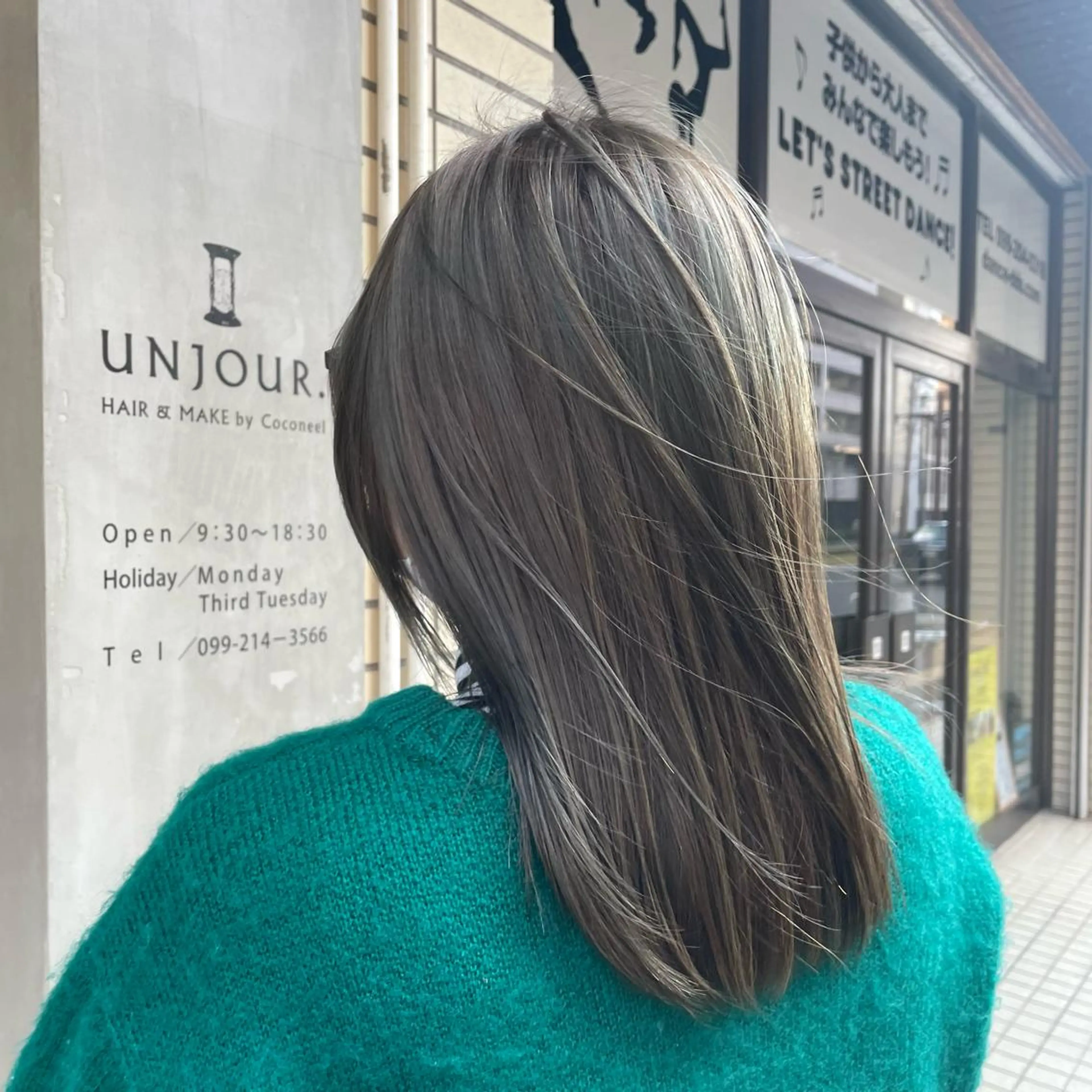 ミディアム 田原春 花梨のヘアスタイル