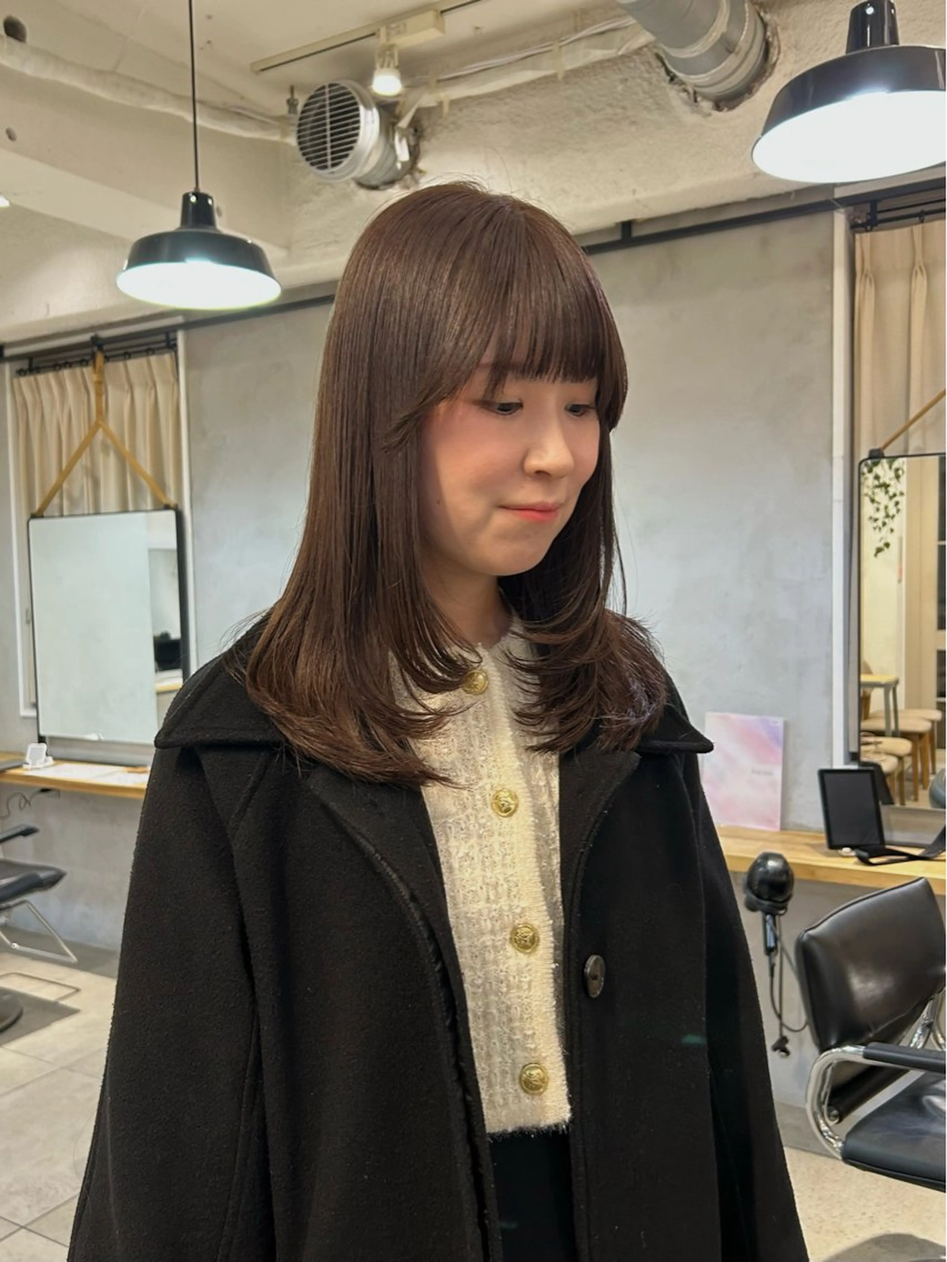 ミディアム カラー カット ヘアセット 柔らかい質感とカラー /moekaのヘアスタイル