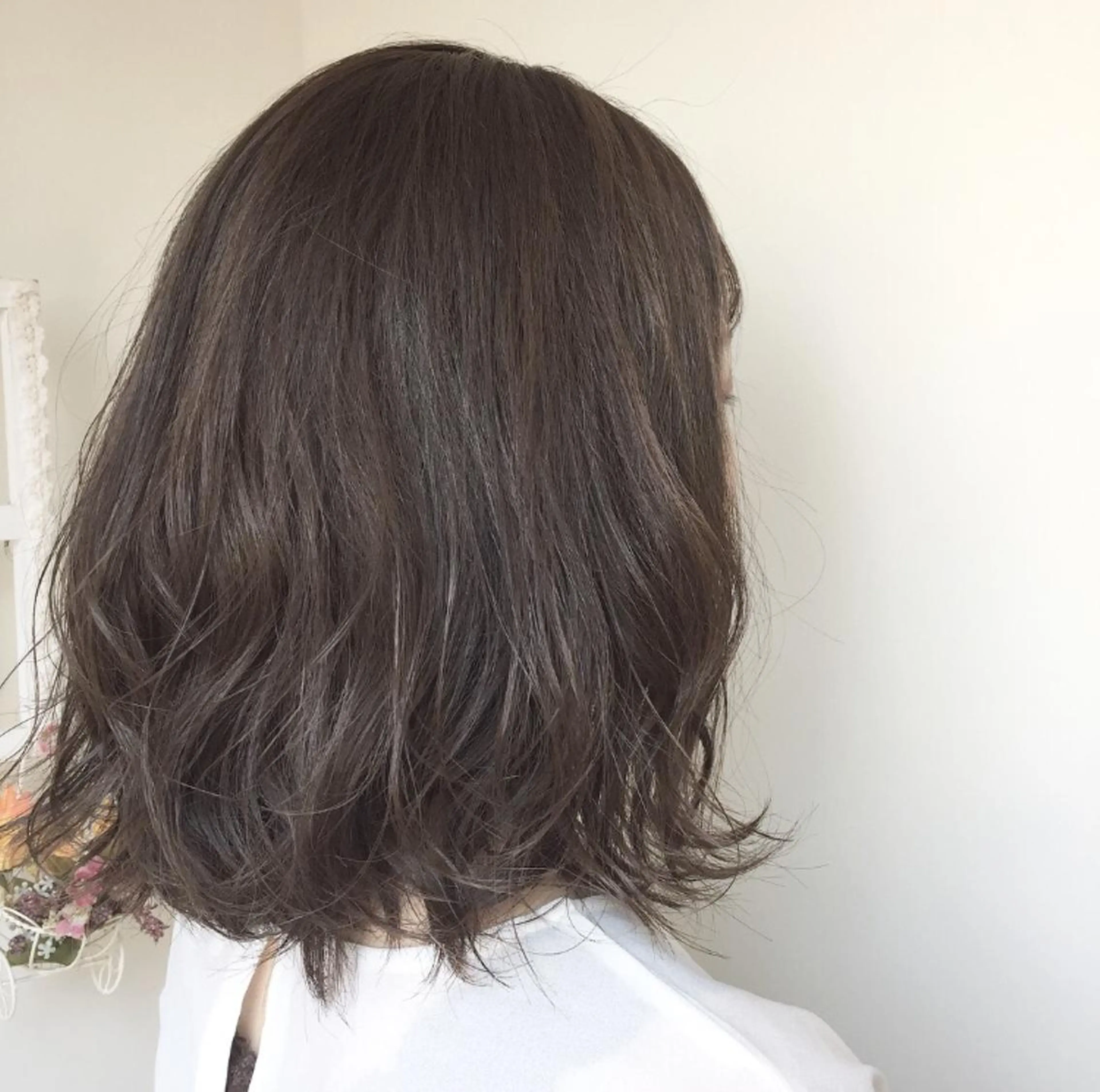 ミディアム カラー ブリーチ ブルーカラー ブルージュ HAUS 片山みほのヘアスタイル