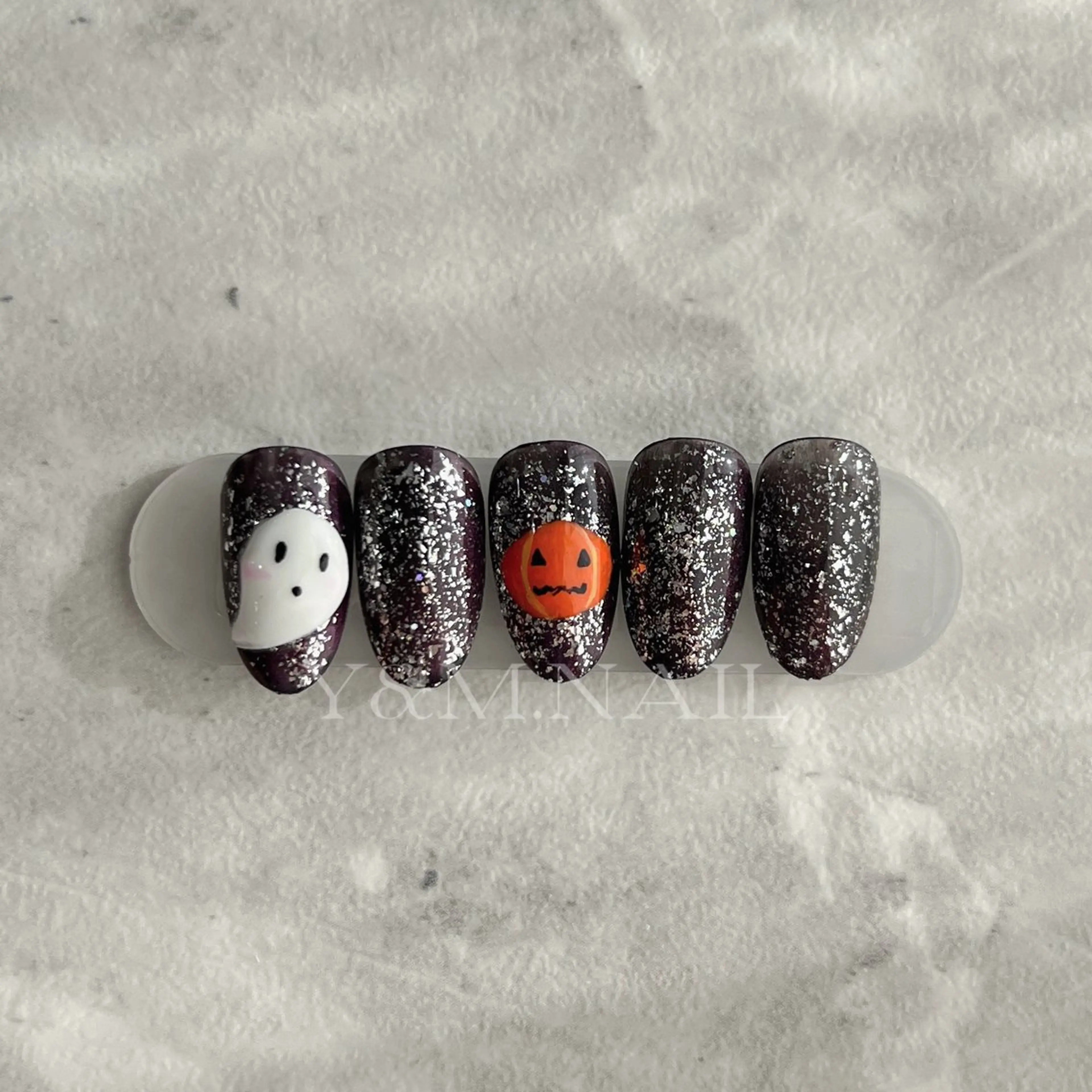 ネイル Ui_Amor (パラジェル)のネイルデザイン