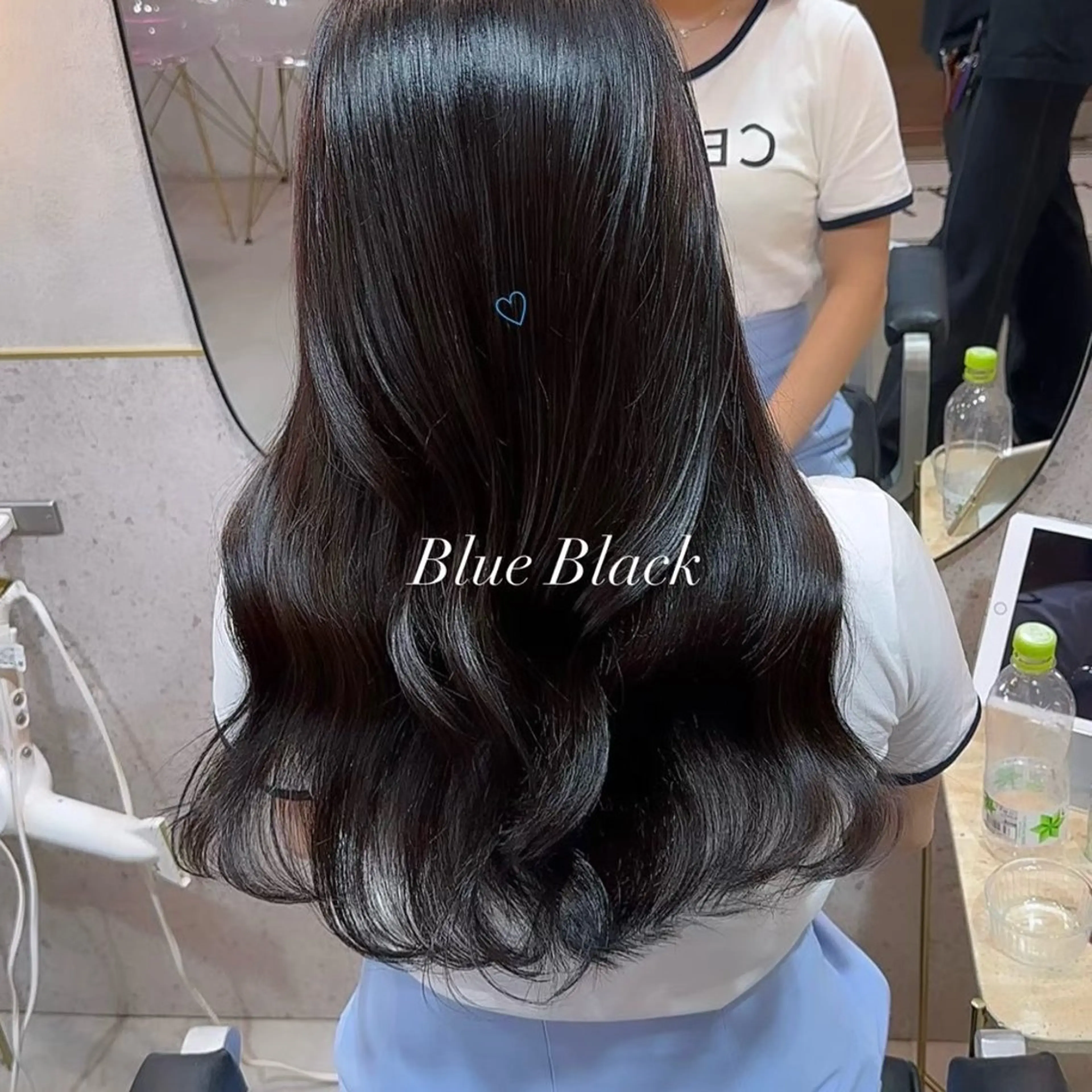 ロング カラー 黒髪 ブルーカラー ブルーブラック 透明感カラー 韓国風ヘア 韓国ボブ/髪質改善 /新宿/Rumiのヘアスタイル