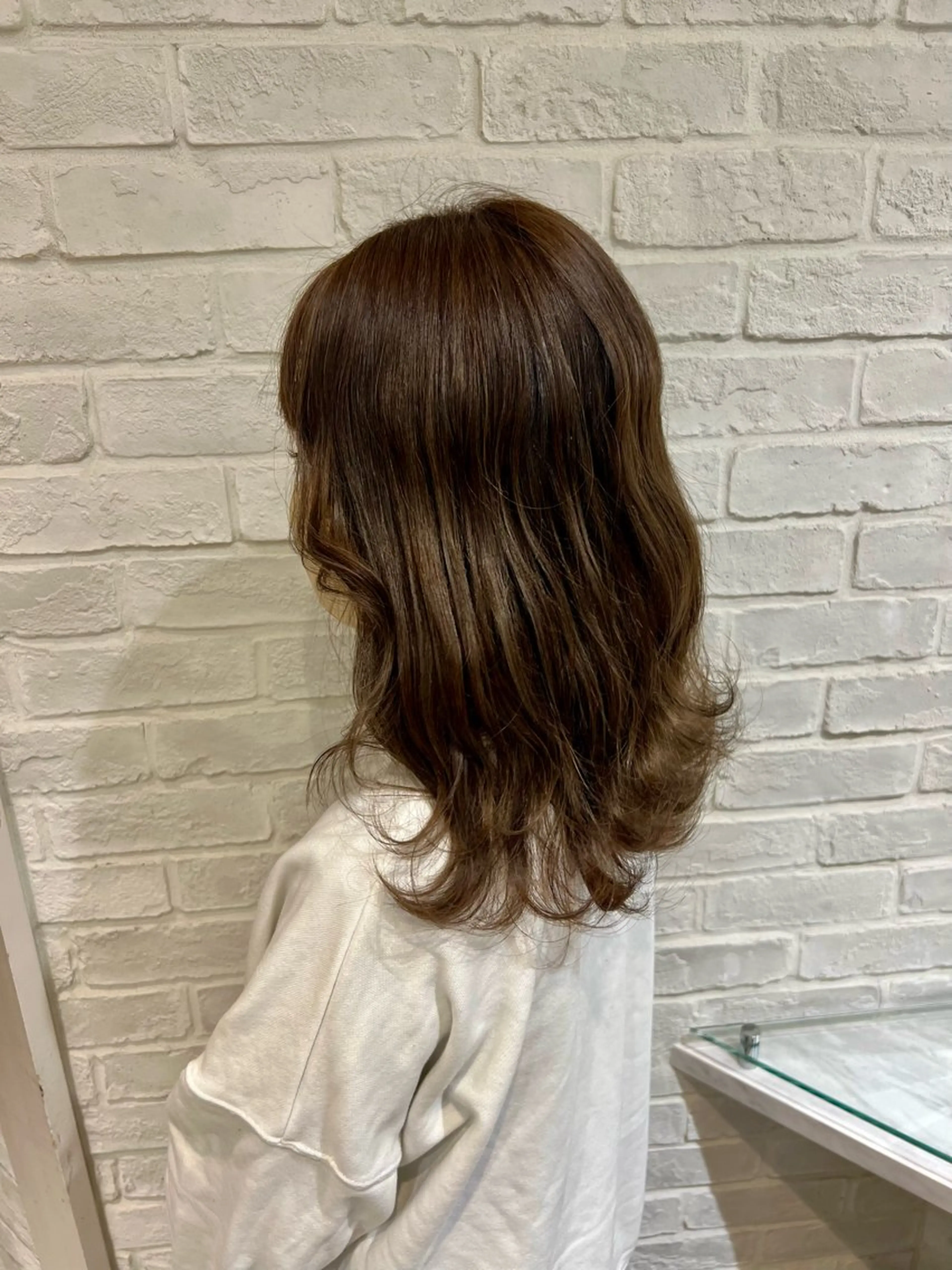 カラー カット ヘアカラー 山口 愛紗花のヘアスタイル