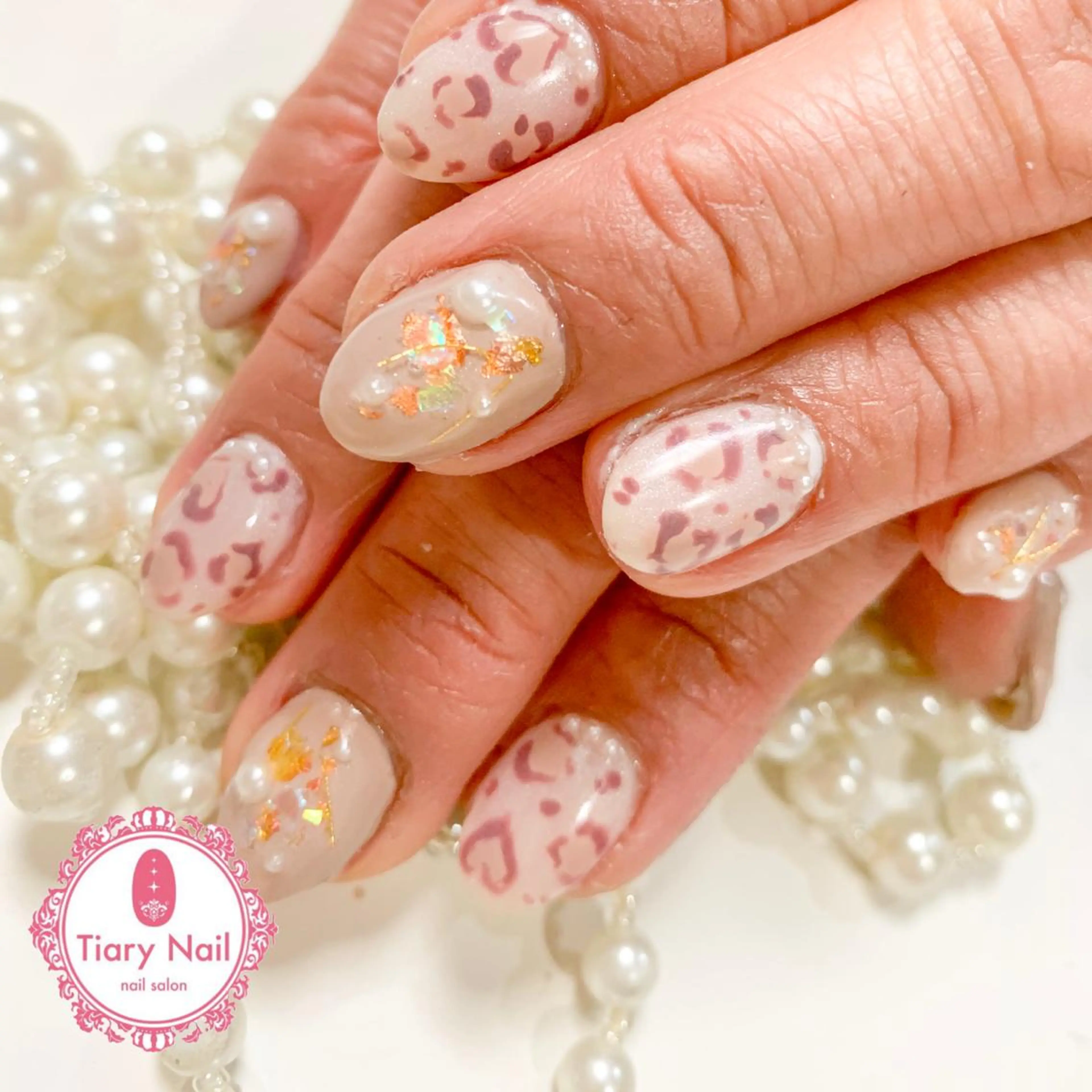 ネイル 桜ネイル 成人式 オフィスネイル ハンドネイル 💗🪽Tiary Nail🪽💗のネイルデザイン