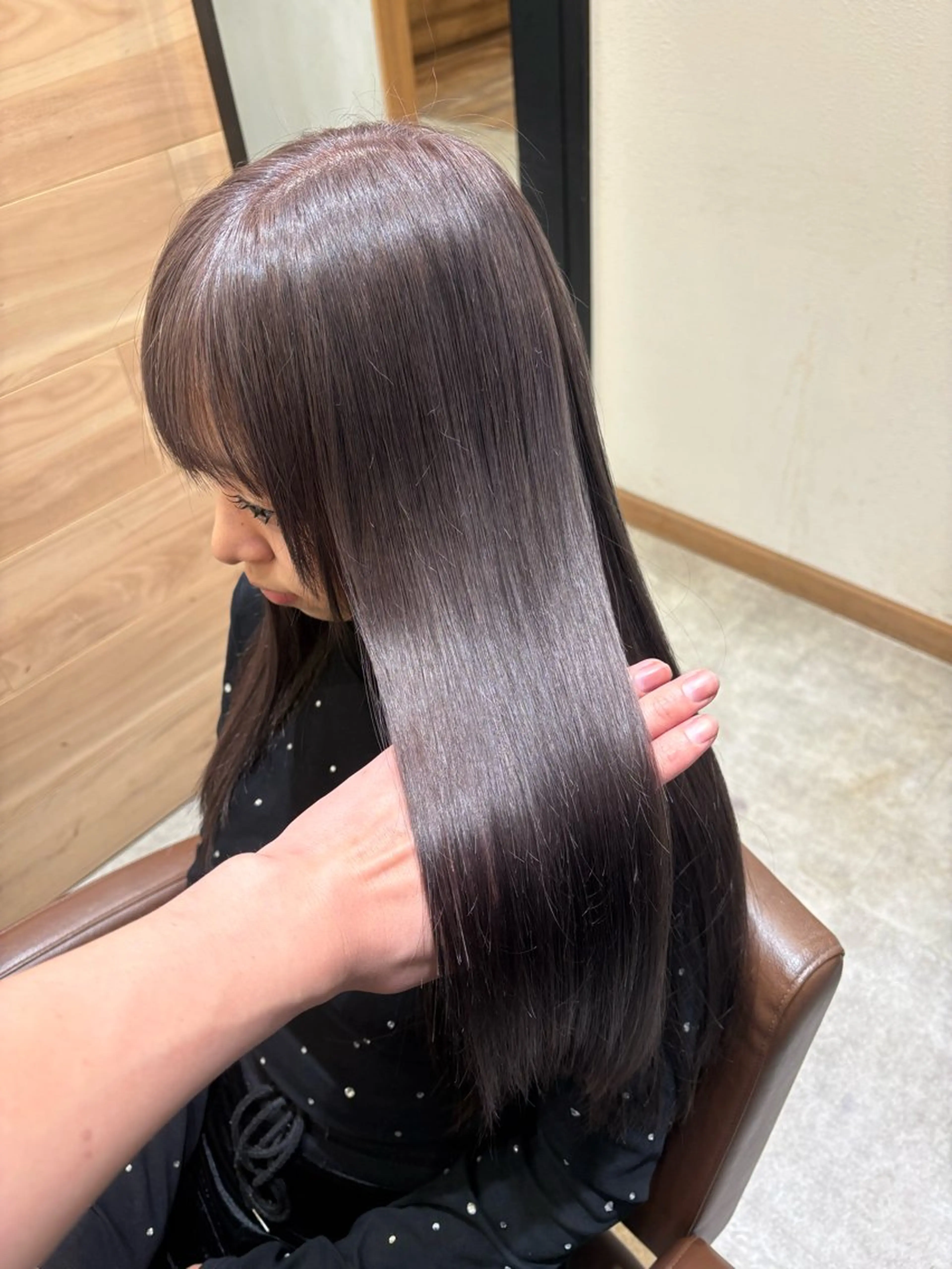 ロング カラー 透明感カラー グレージュ カット ヘアカラー 髙橋 怜司のヘアスタイル
