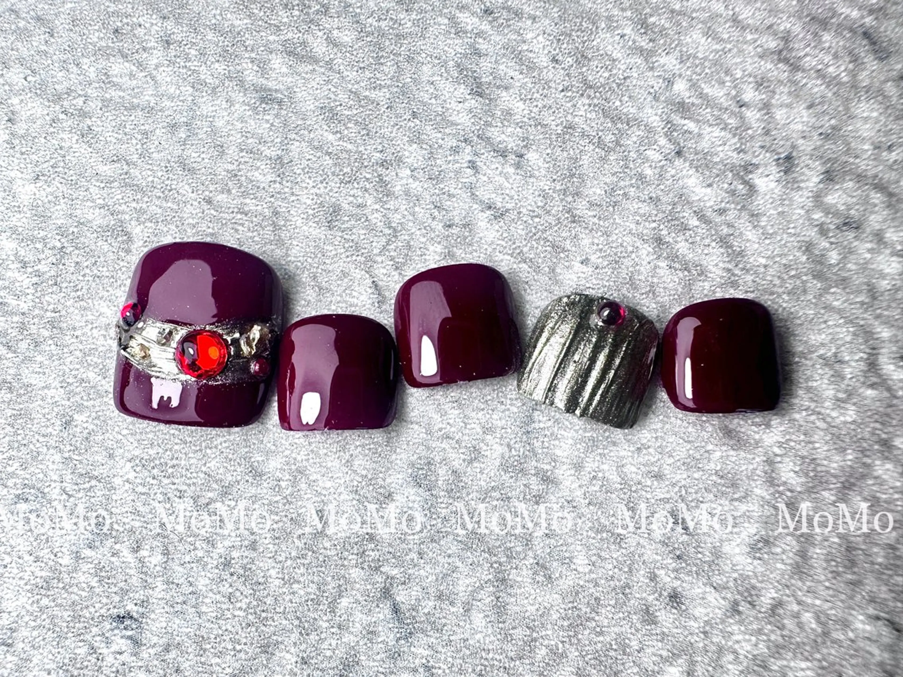 ネイル フットネイル MOMO nailのネイルデザイン