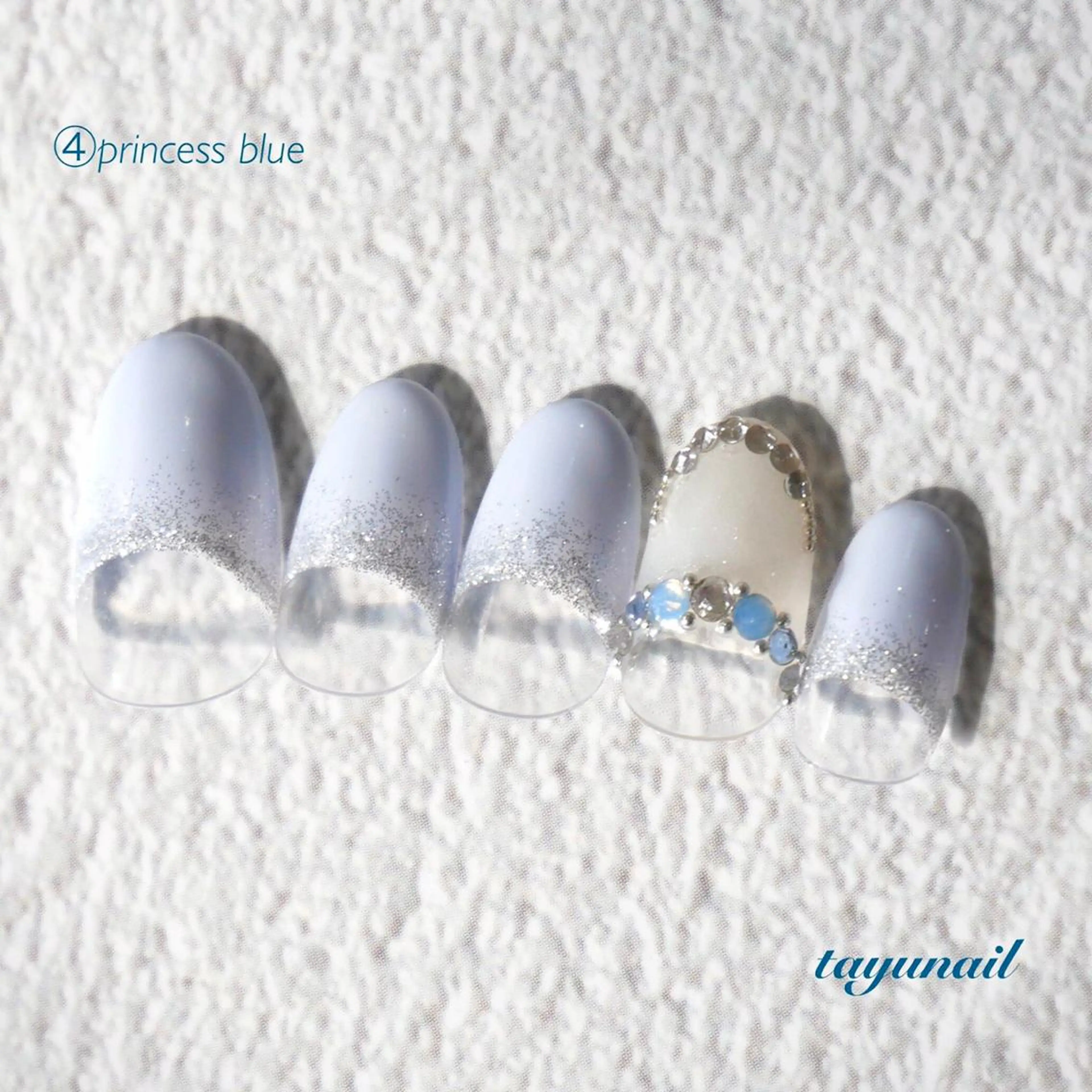 ネイル ブルー フットネイル フレンチネイル ジェルネイル パラジェル ネイルサロン 【たゆnail】のネイルデザイン