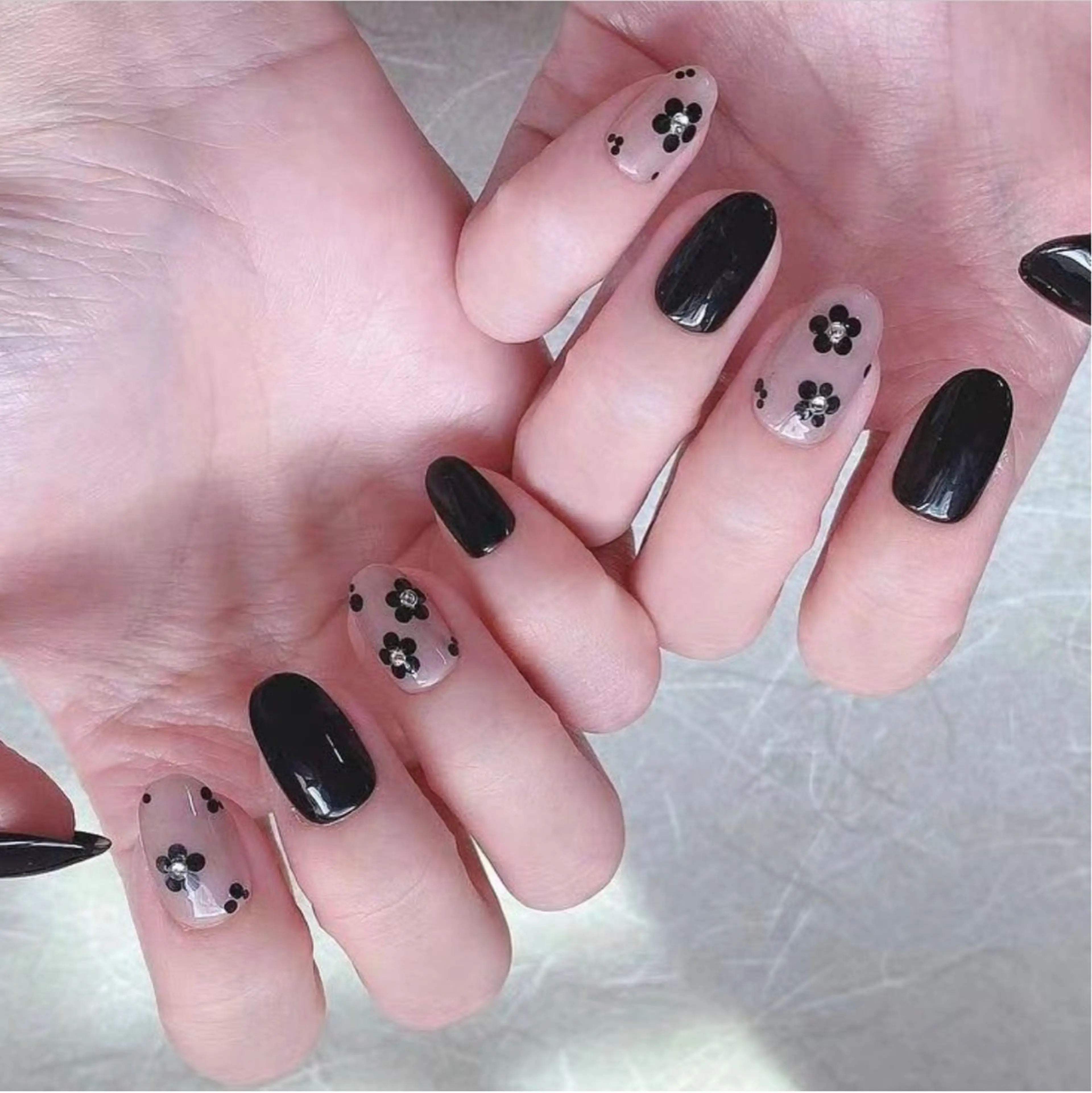 ネイル HIN NAILのネイルデザイン