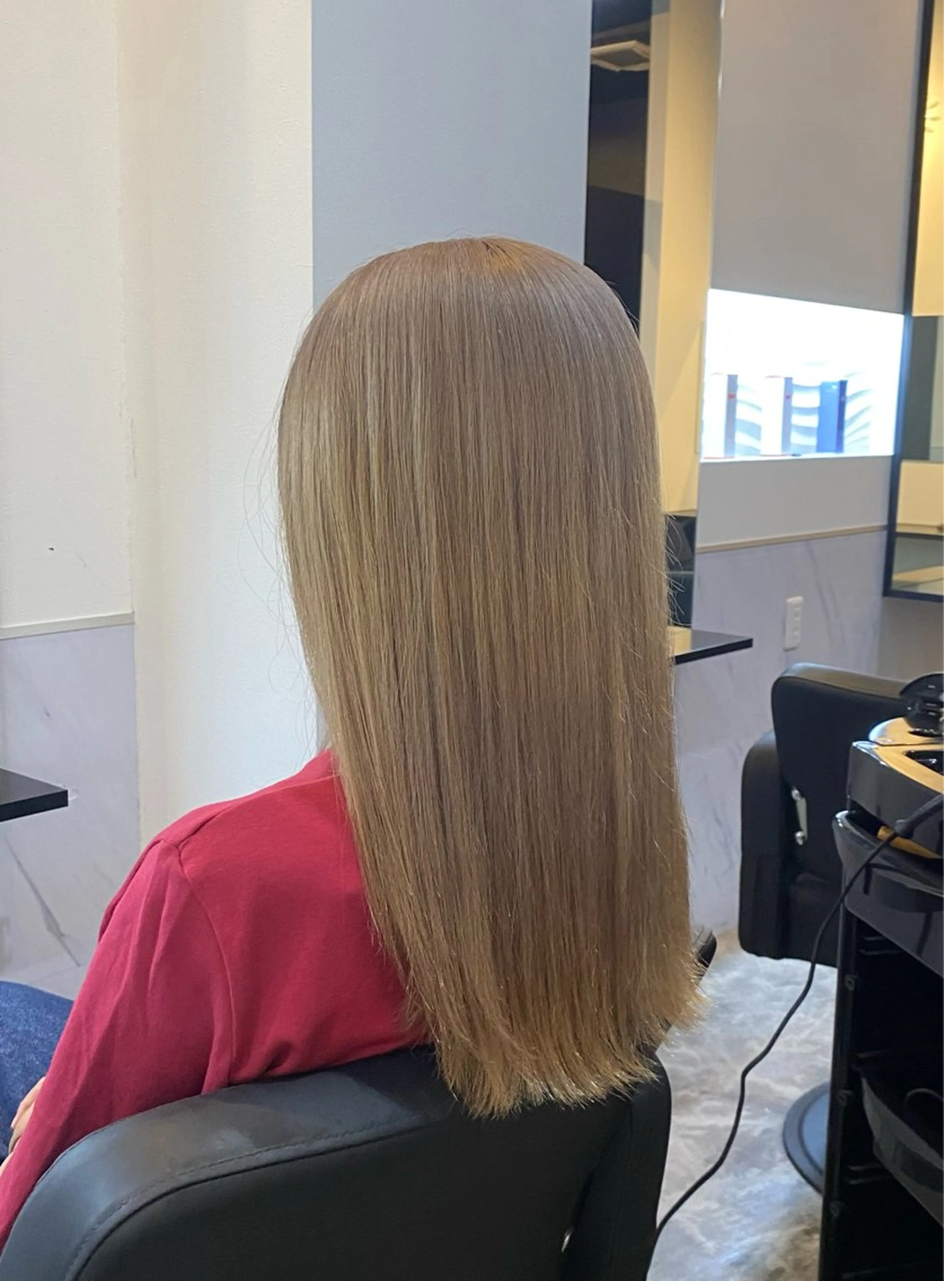 ロング カラー ヘアカラー トリートメント ブリーチカラーと、髪 質改善。HARUKAのヘアスタイル