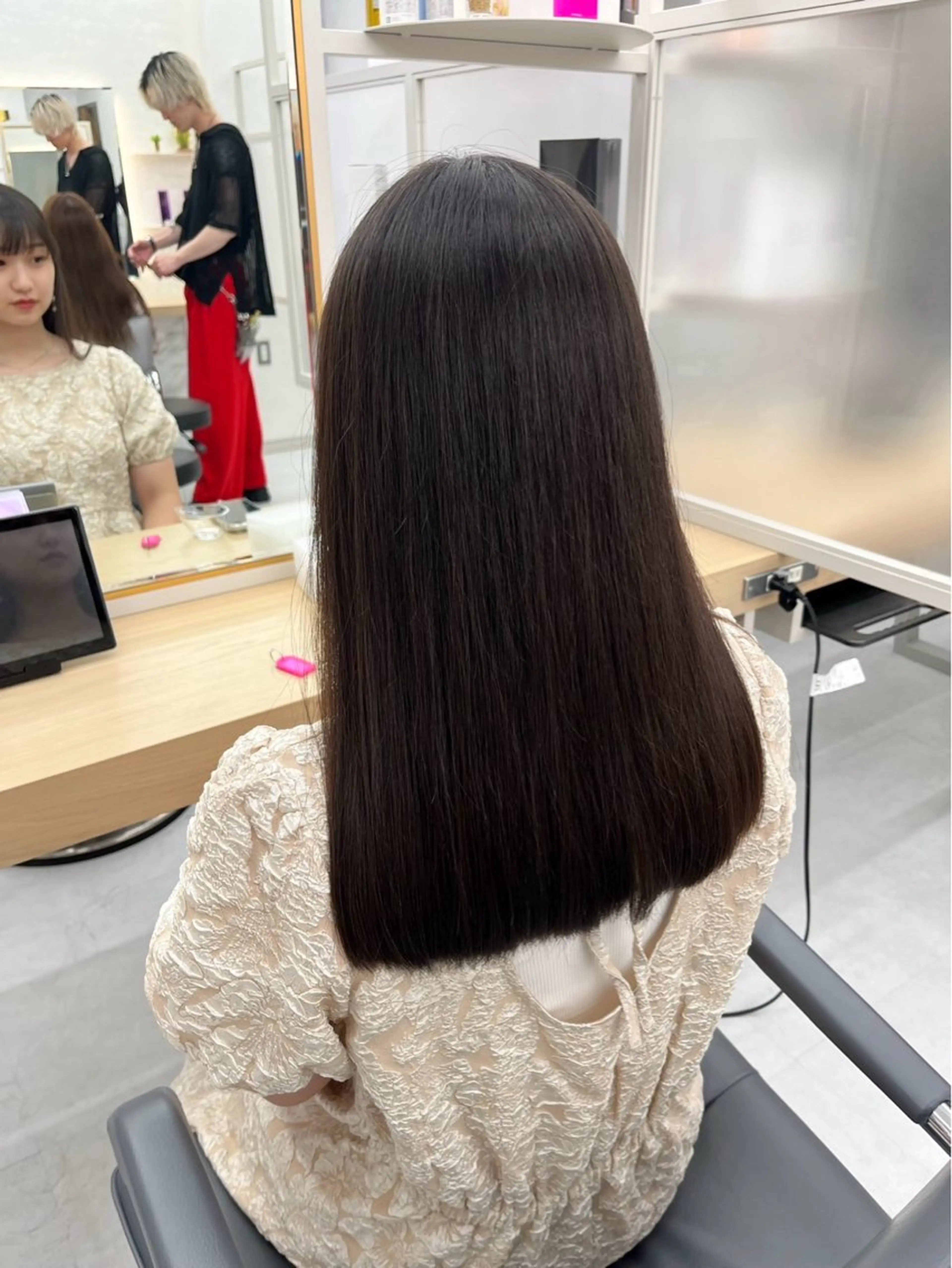 セミロング カラー 縮毛矯正 榊原竜弥 髪質改善/美髪作りのヘアスタイル