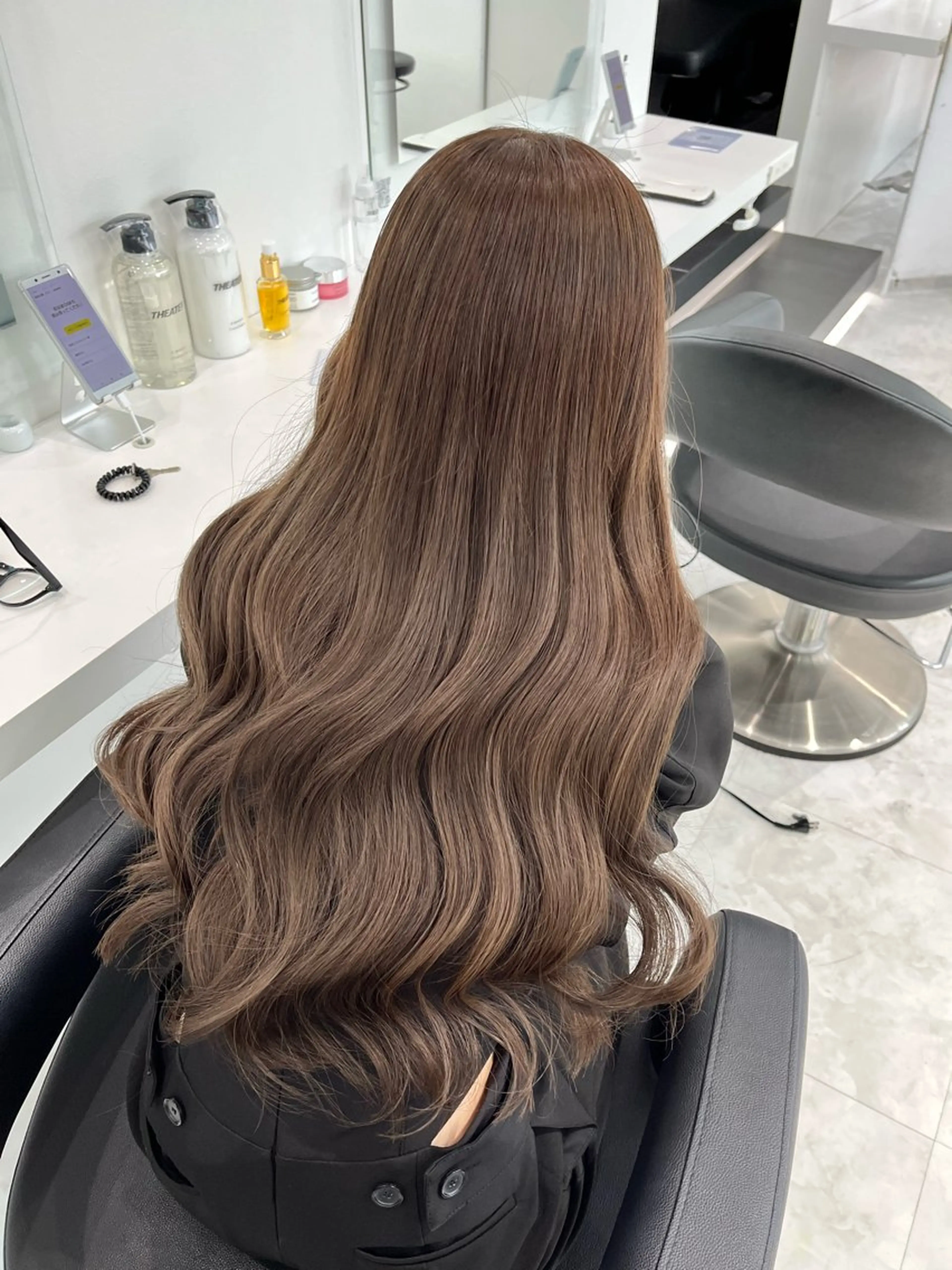 ロング グレー/ベージュ /髪質改善 れいとのヘアスタイル