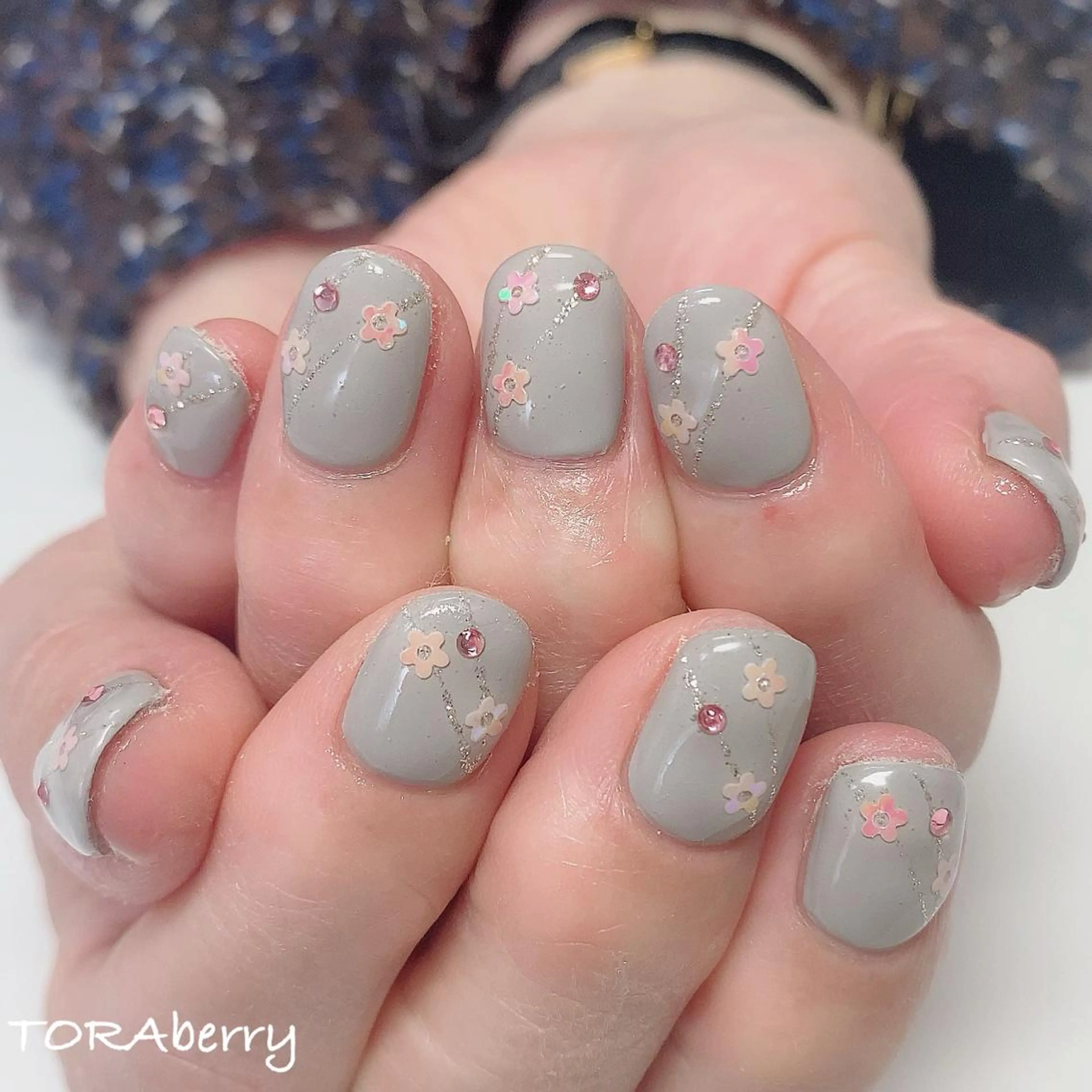 ネイル ネイリスト なつみのネイルデザイン