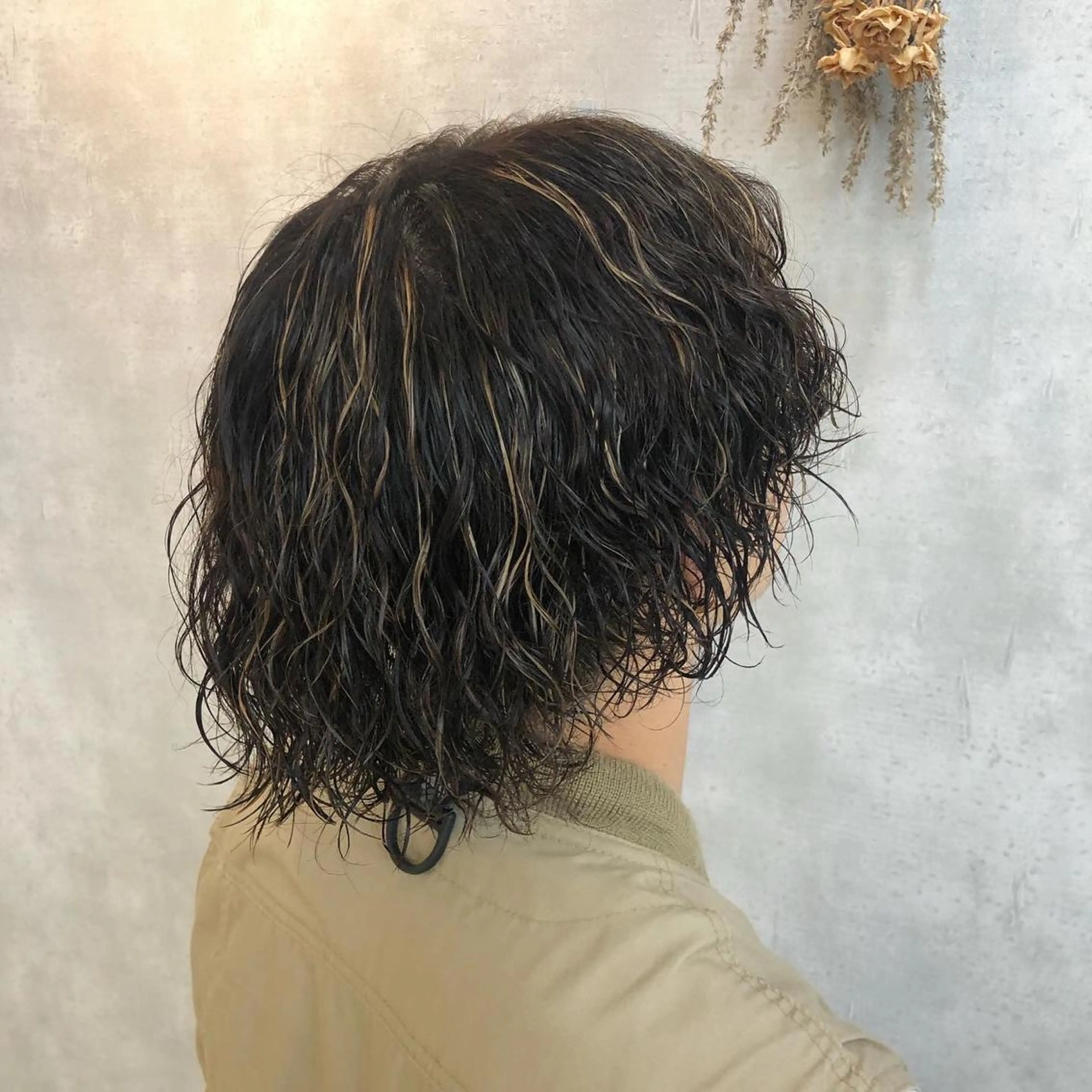 ミディアム ハイライト hair make chic所属・chic　神田 幸也のヘアスタイル