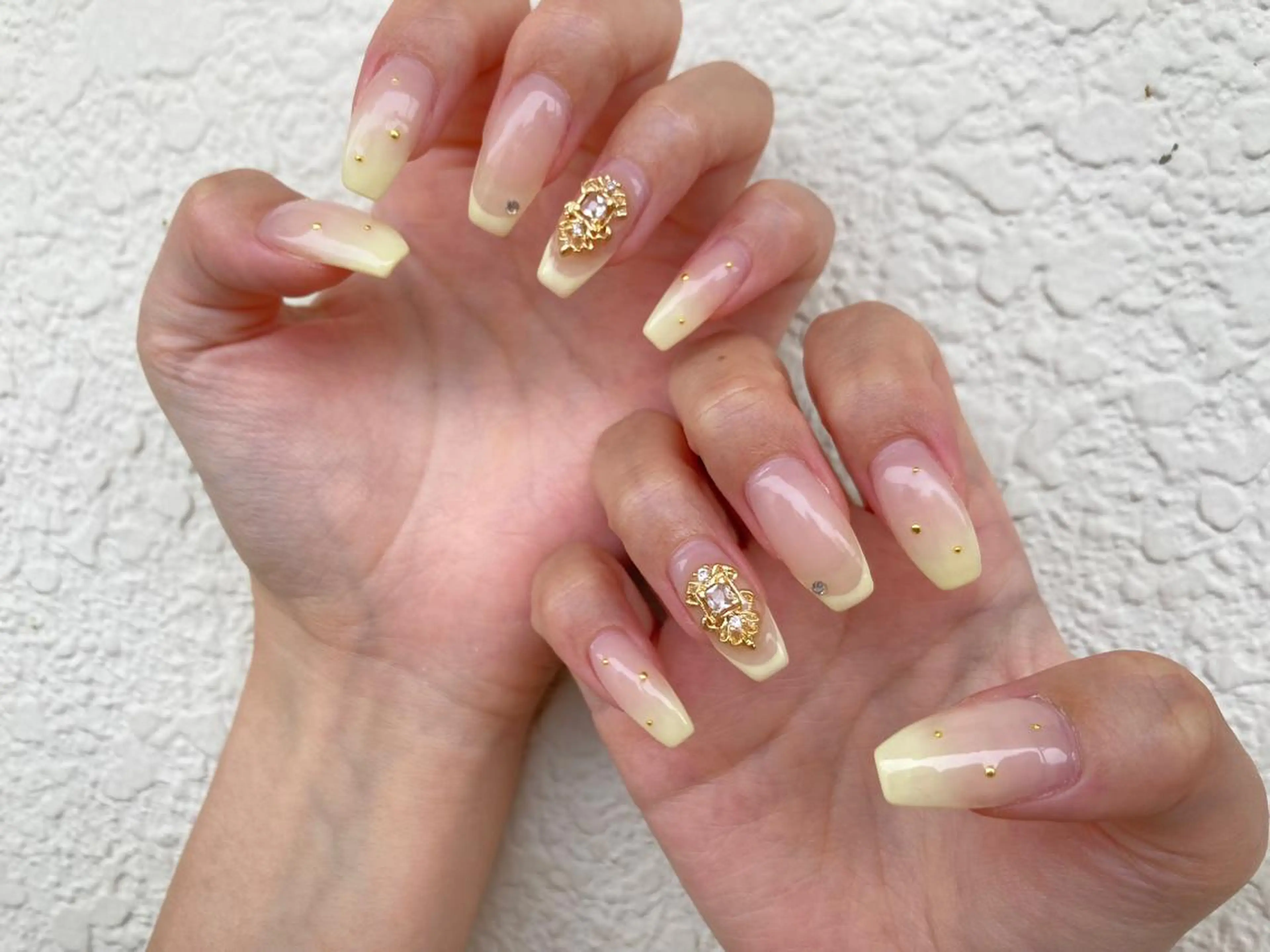 ロング ネイル ハンドネイル フットネイル ✴︎ Delightのネイルデザイン