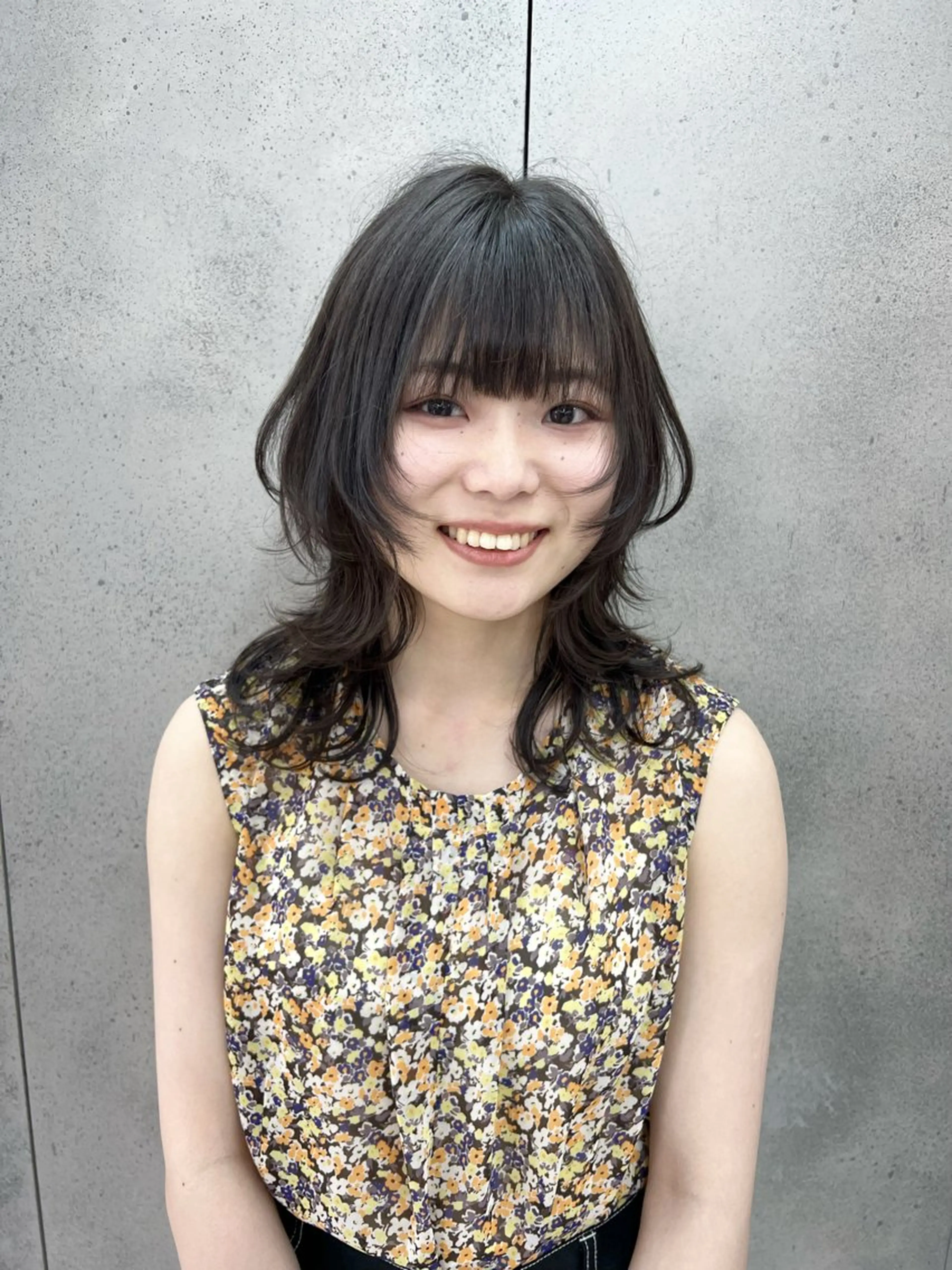 ミディアム カラー レイヤーカット カット ウルフ🤍渋谷 🤍Mizukiのヘアスタイル